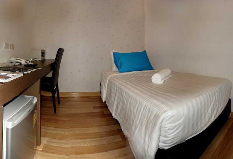 Nantra Silom Hotel 3*