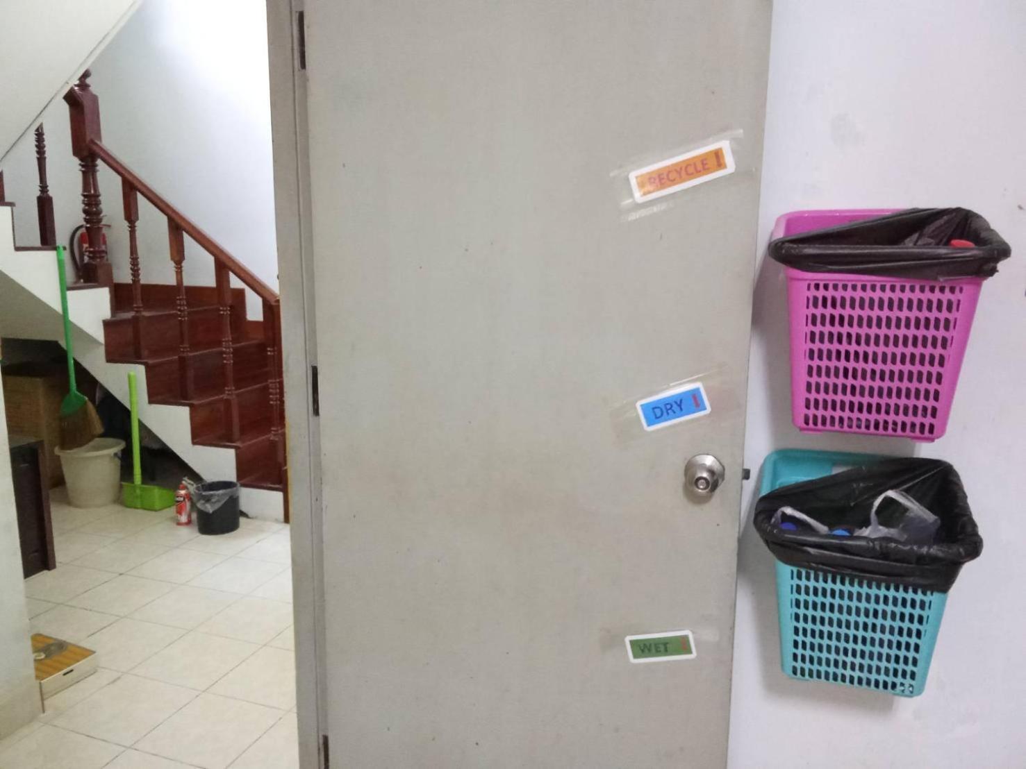 Rumah tetamu Young And Beautiful