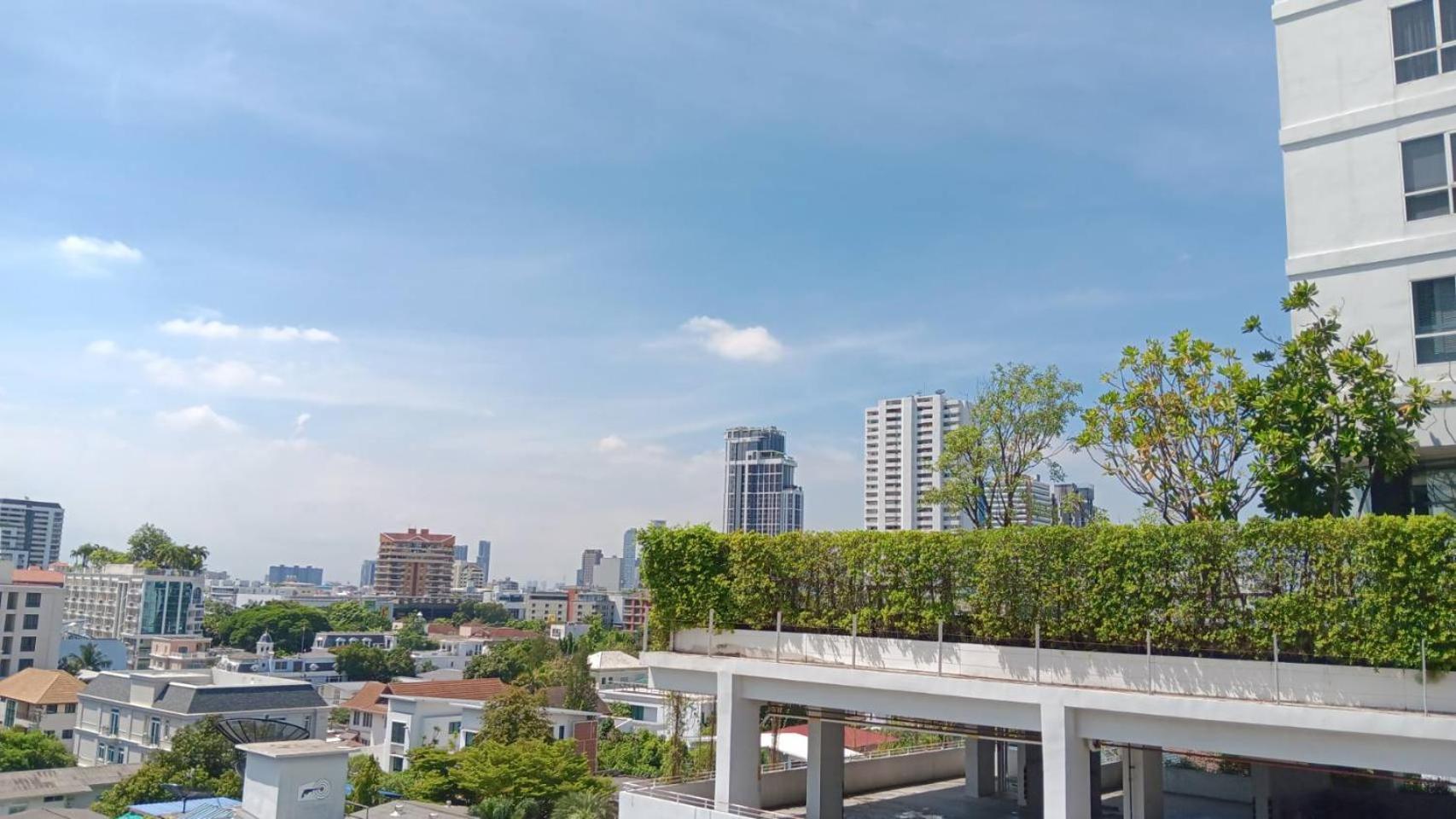 J Thonglor 8 Apartment *