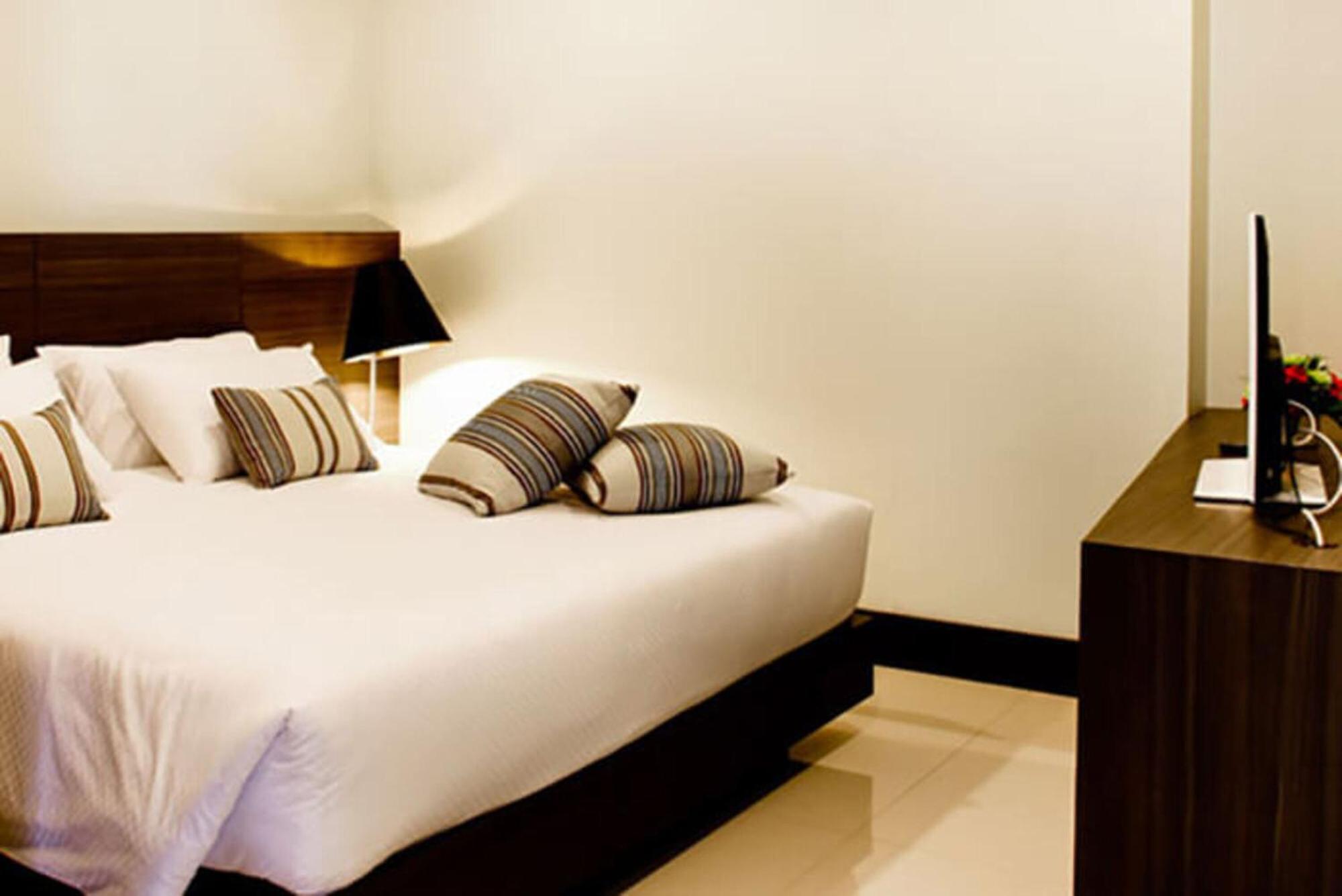 Crystal Suvarnbhumi Airport 4*
