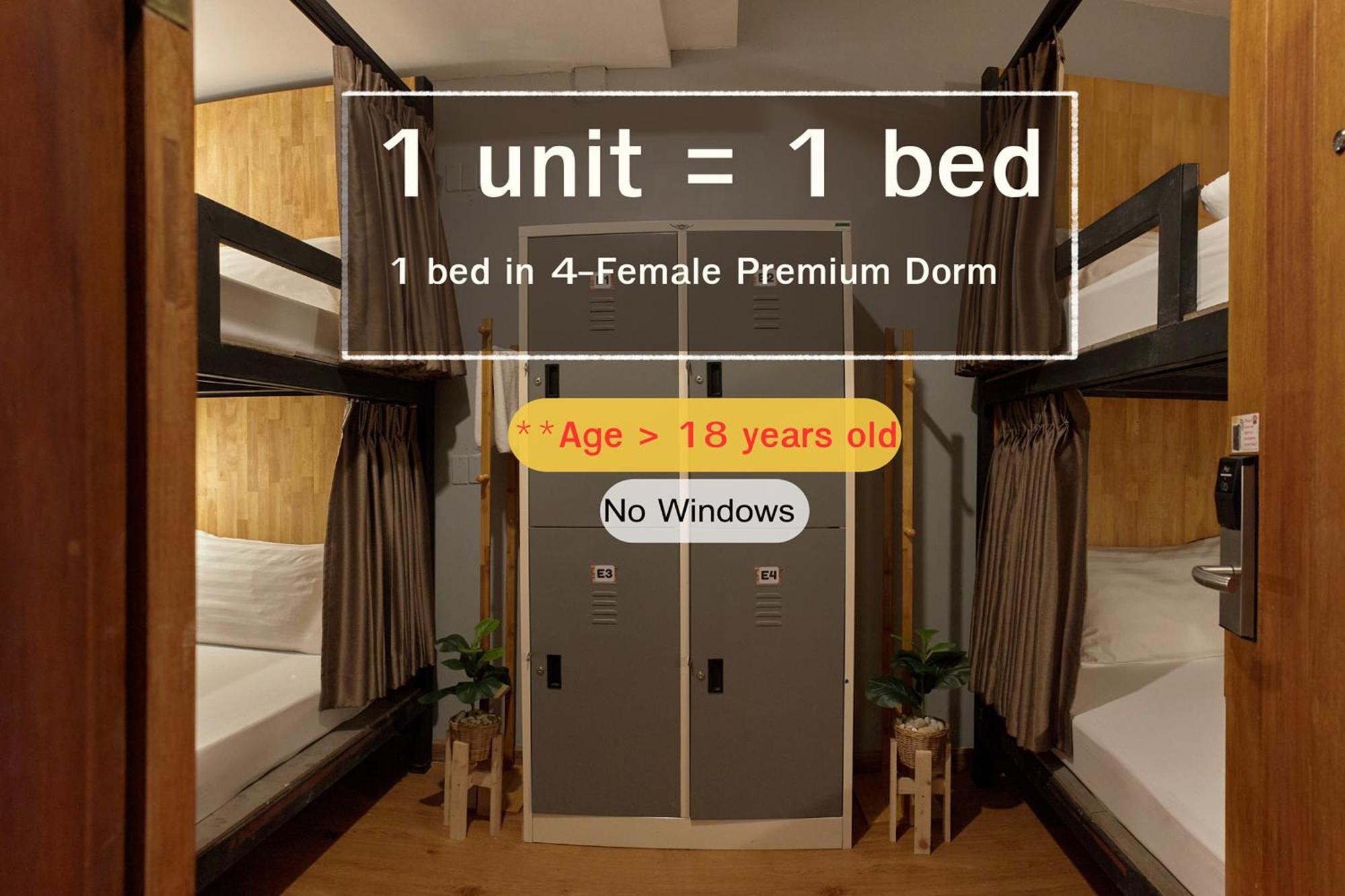 Timber Hostel *