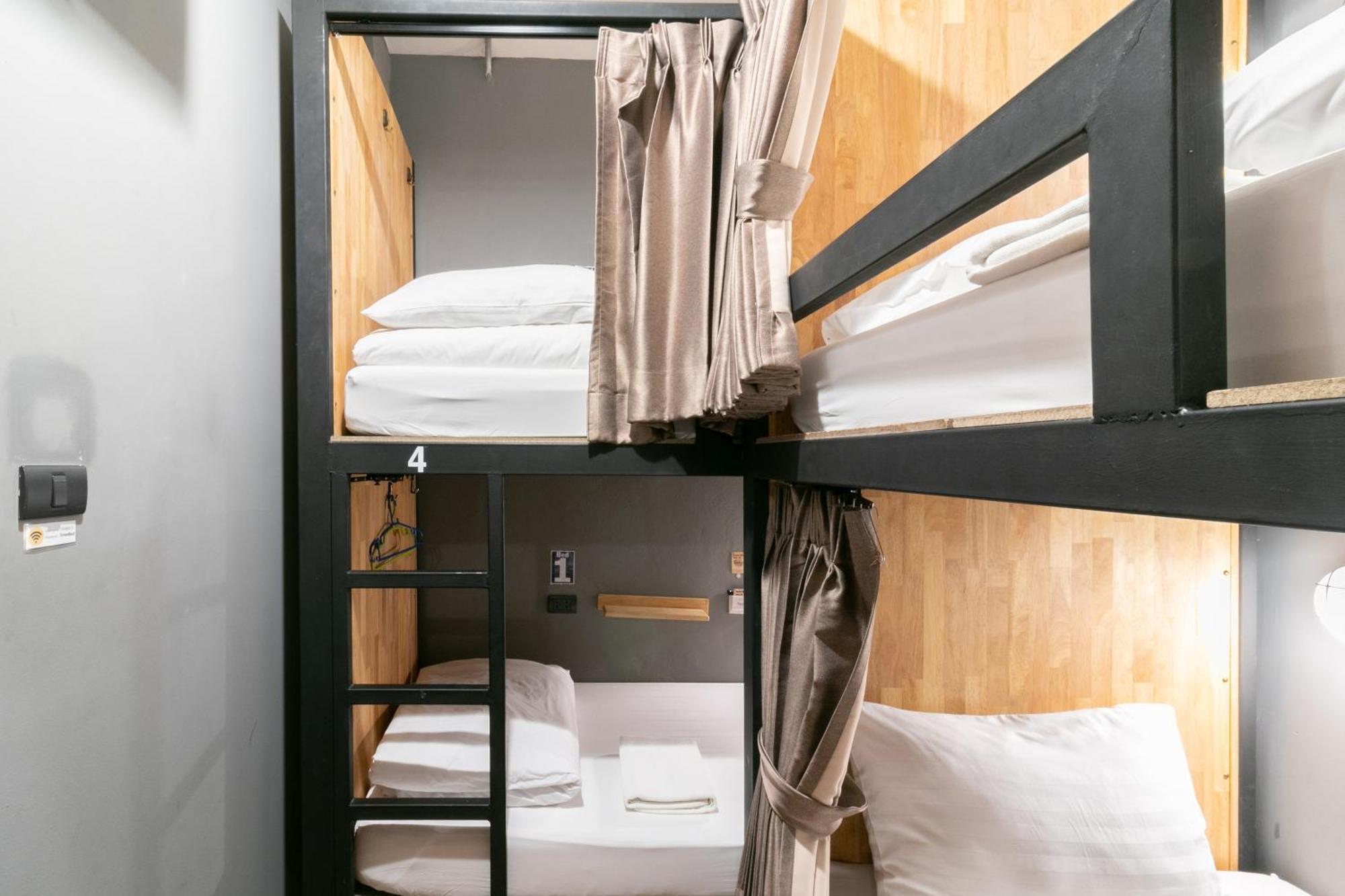 Hostel Timber *