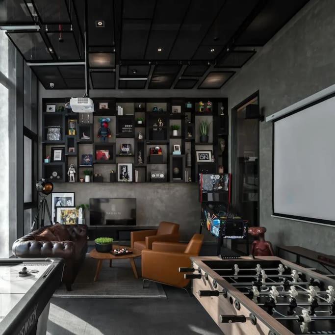 Luxury 29 Floor Pool Sky View King Bed Coworking Bts