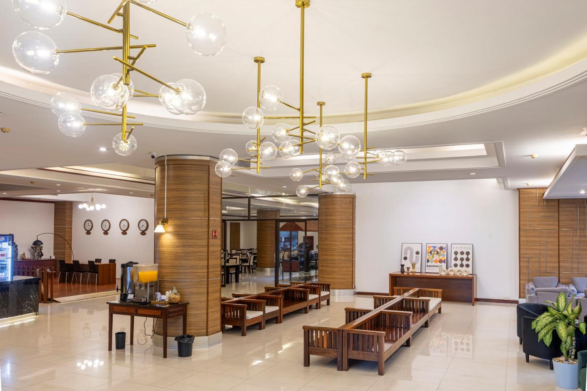 Hotel The President At Chokchai 4