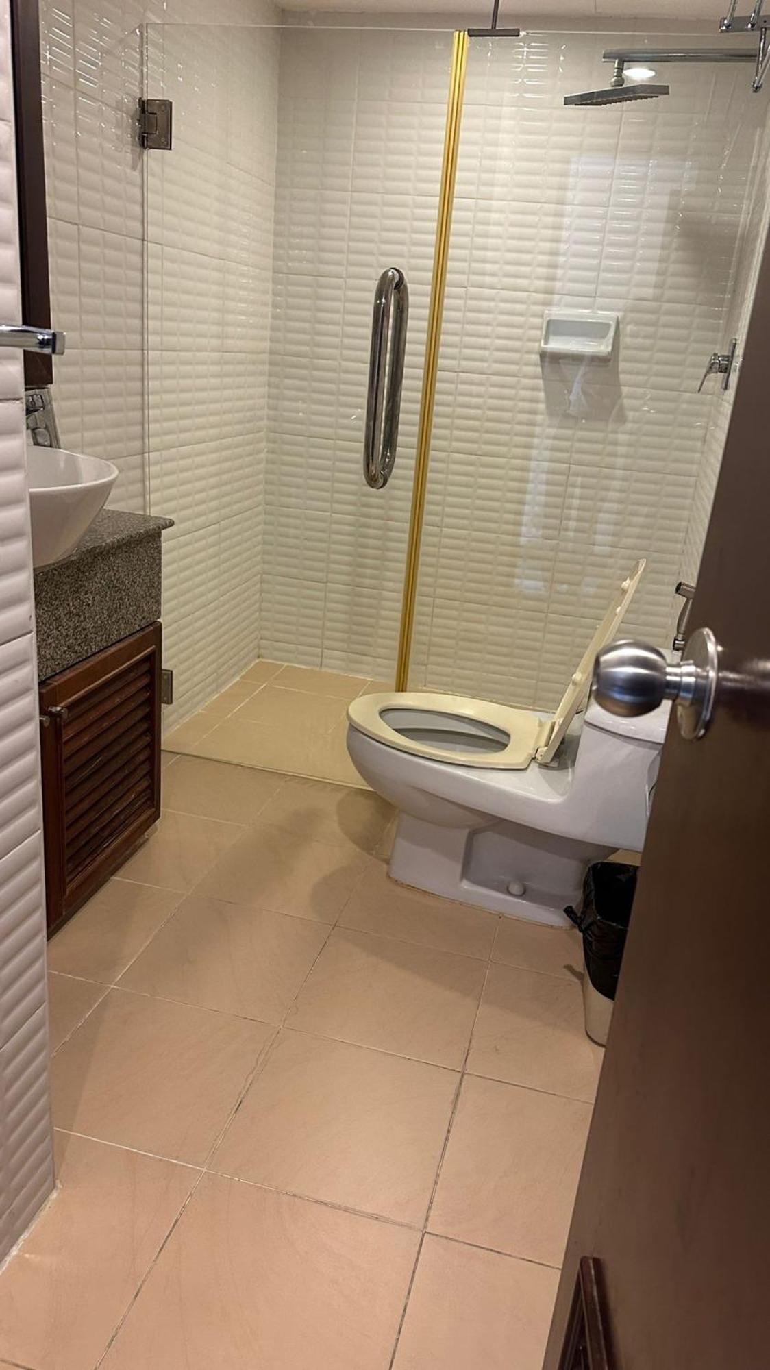Spacious 1,2 & 3 Bedroom Serviced Apartments Omni - Nana Bts