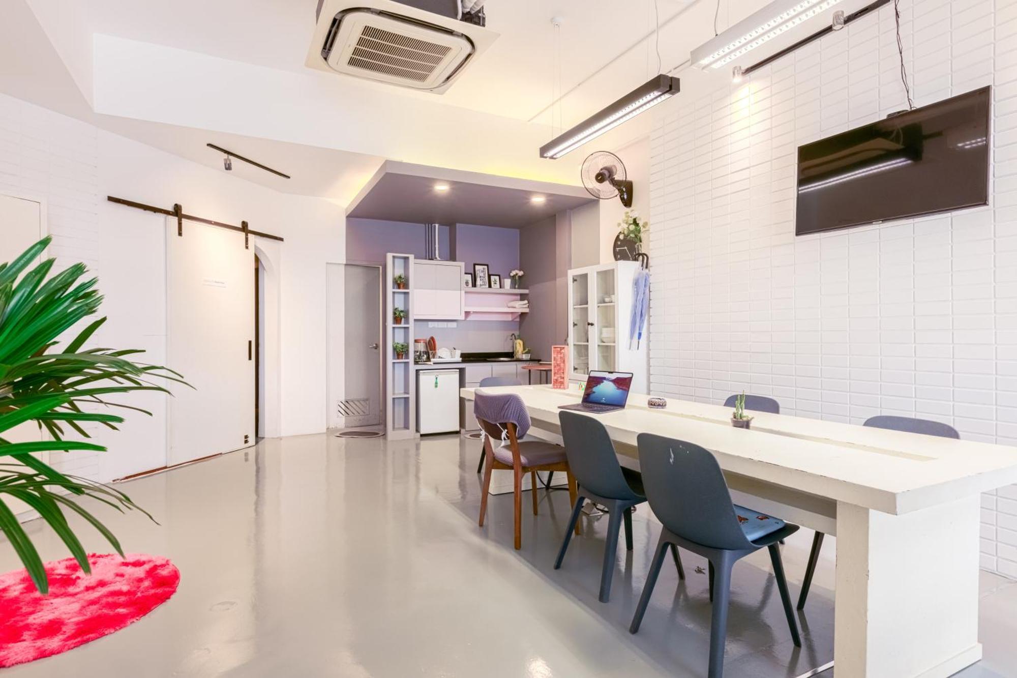 24 Hills Hotel Bangkok