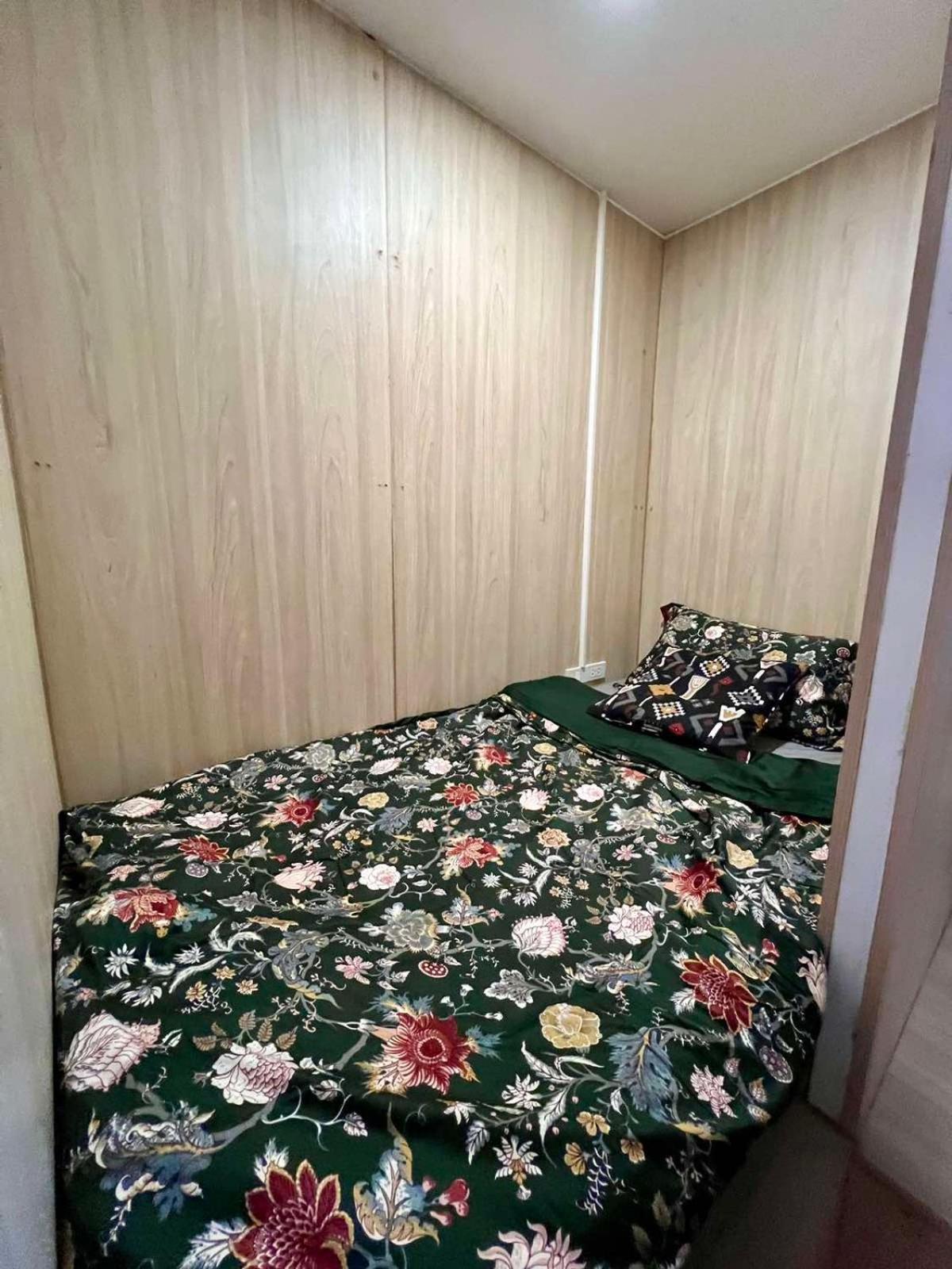 Comfy Crib 2 Bangkok