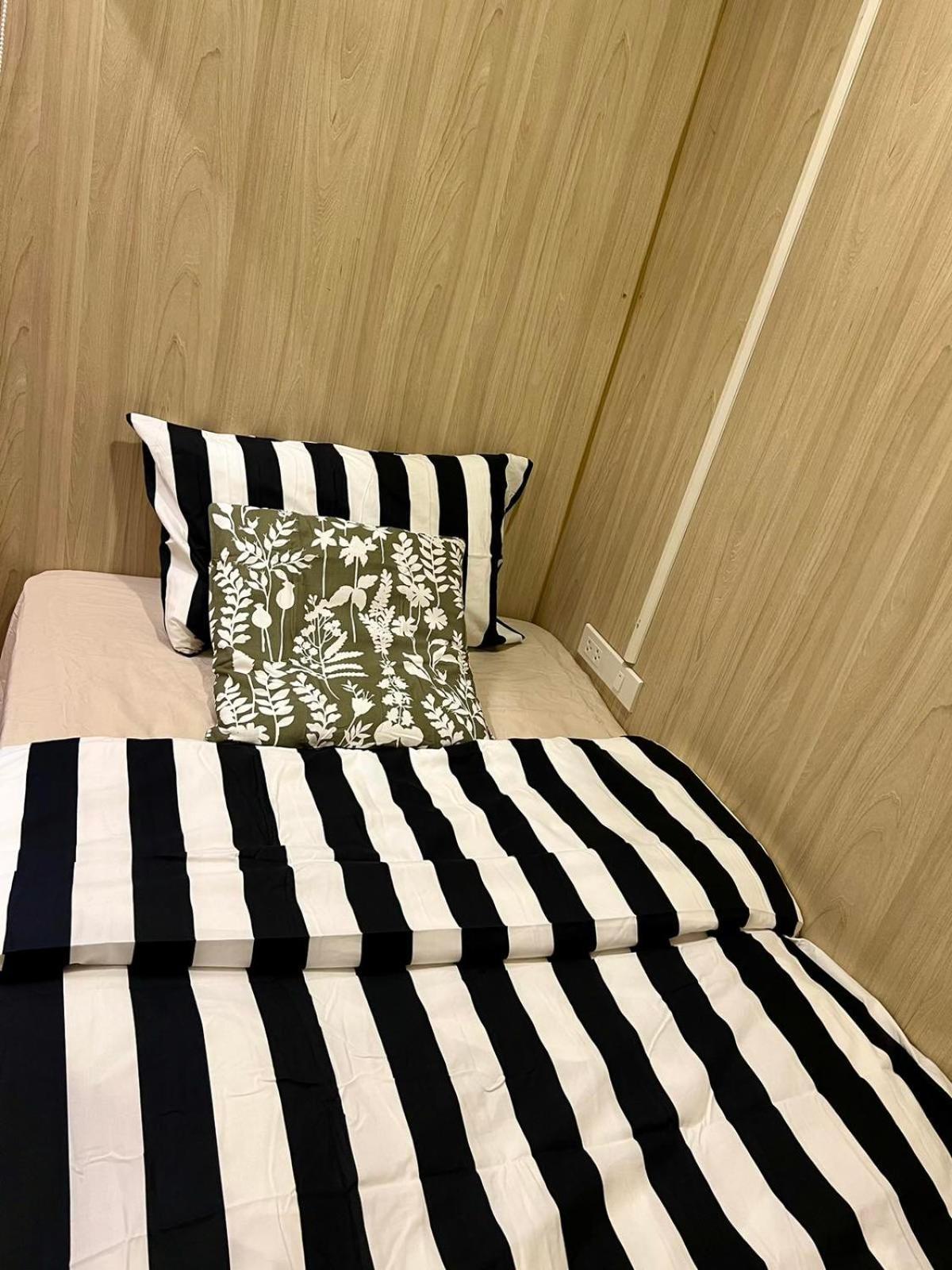 Comfy Crib 2 Bangkok