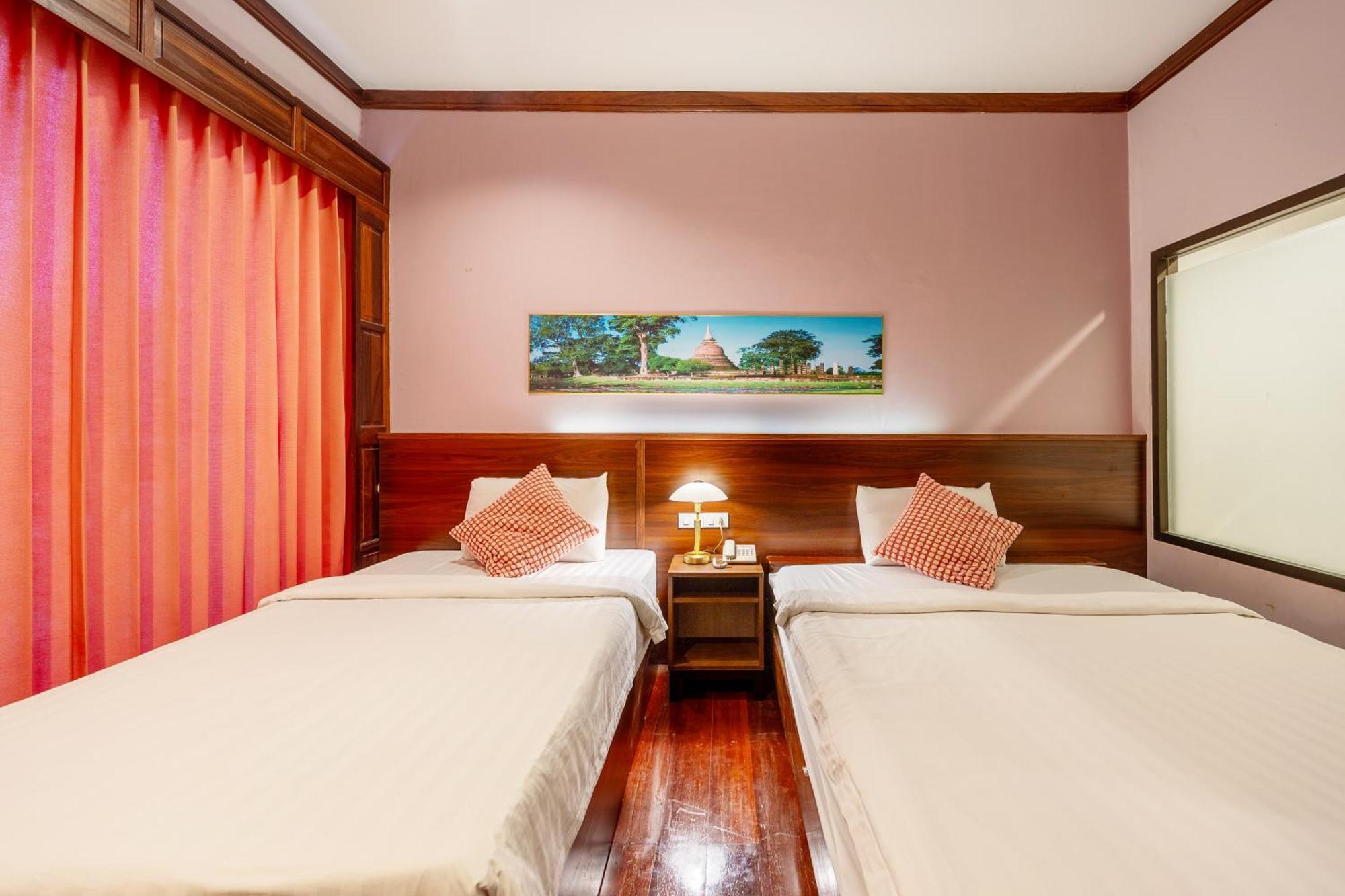 Hotel The President At Chokchai 4 5*