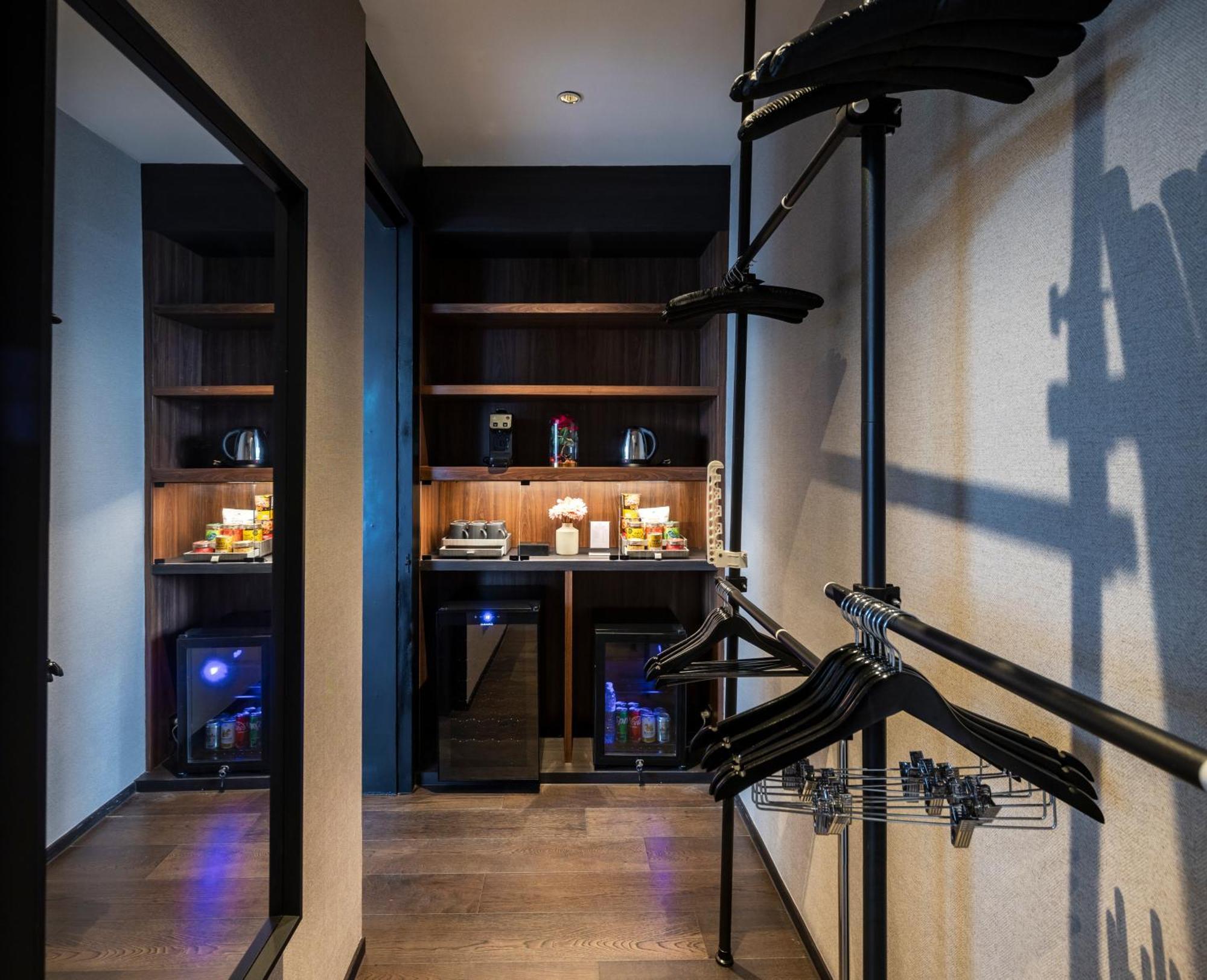 Walton Sukhumvit 4*
