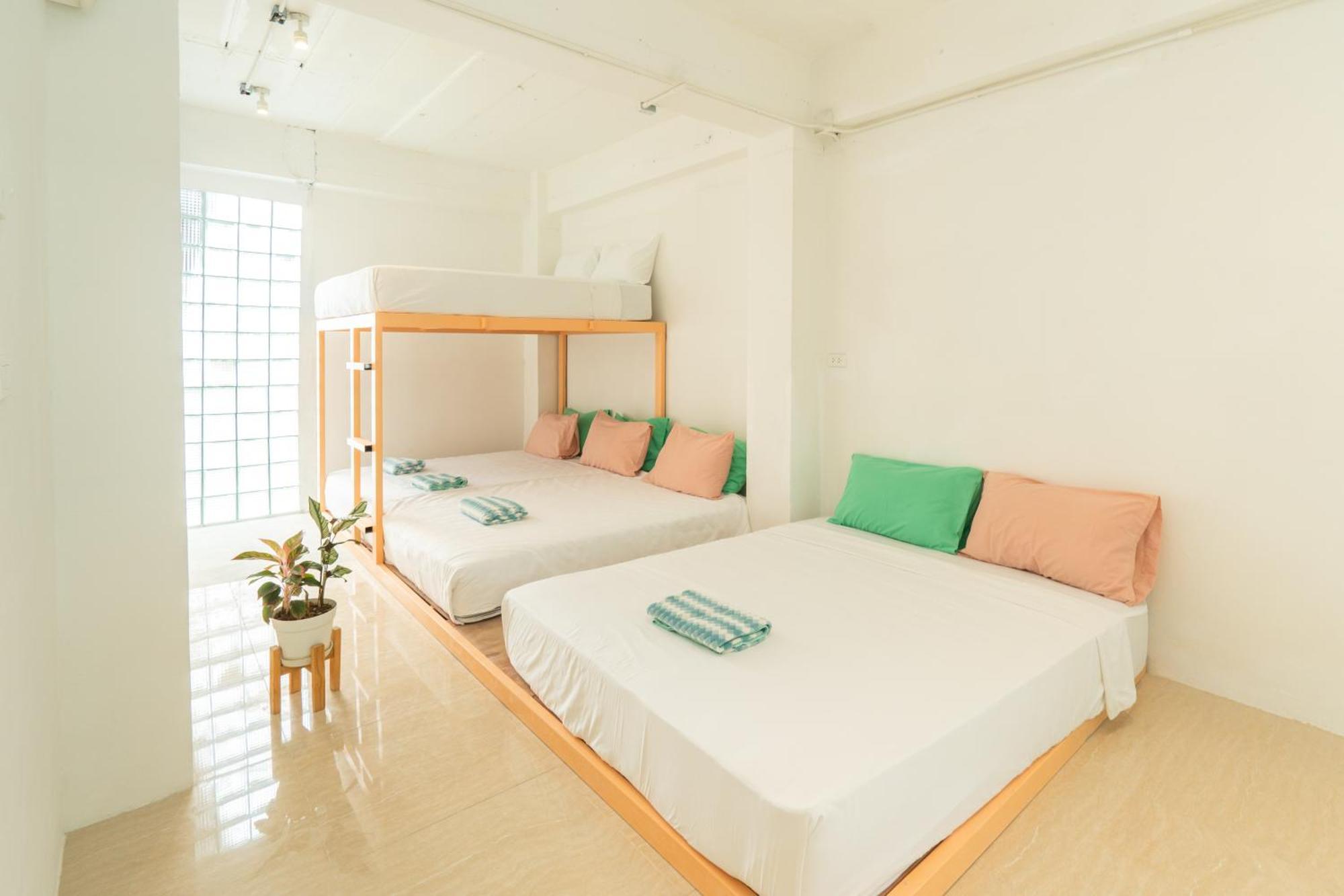 Easy Sunday Khaosan Beds Hotel 3*