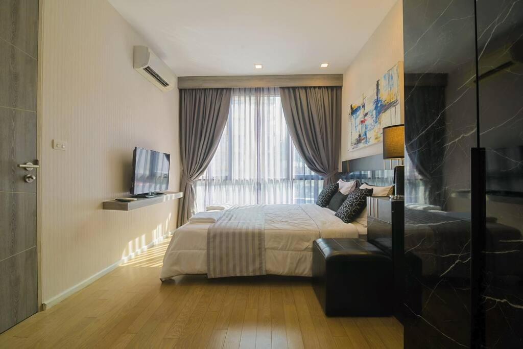Cosy - Bts Phrom Phong Apartment *