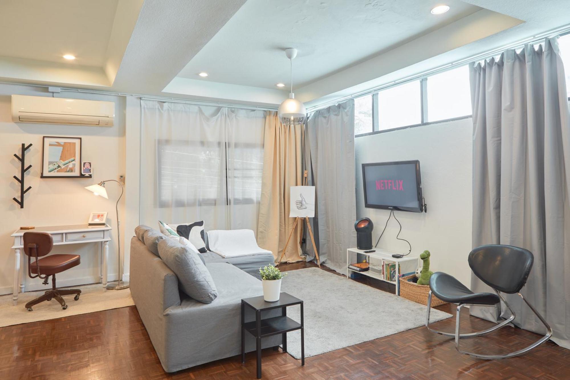 Spacious Design Loft With Rooftop