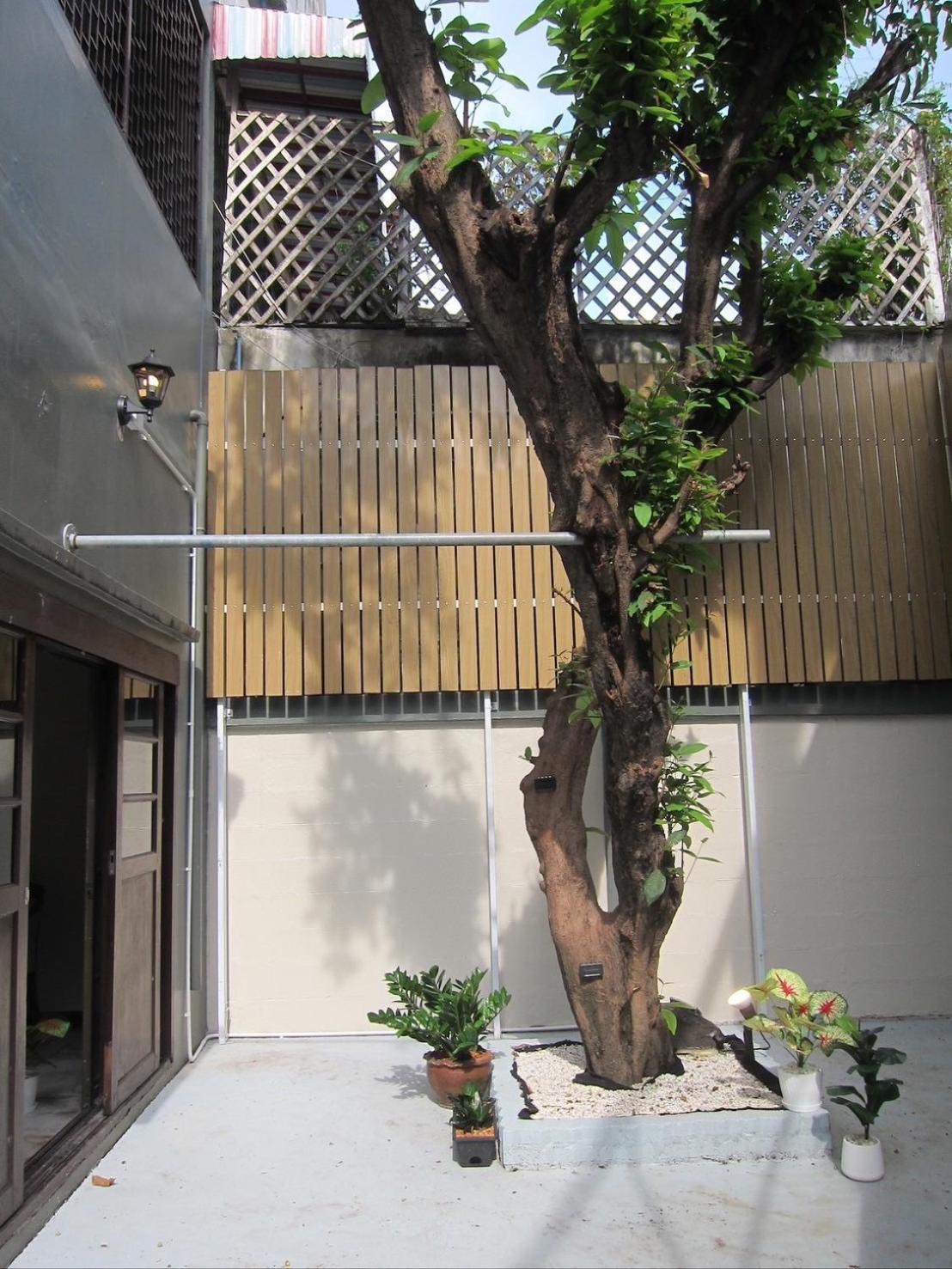 3 Brothers House Ekkamai *