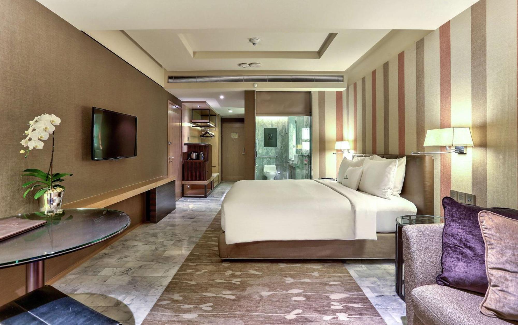 Doubletree By Hilton Sukhumvit 5*