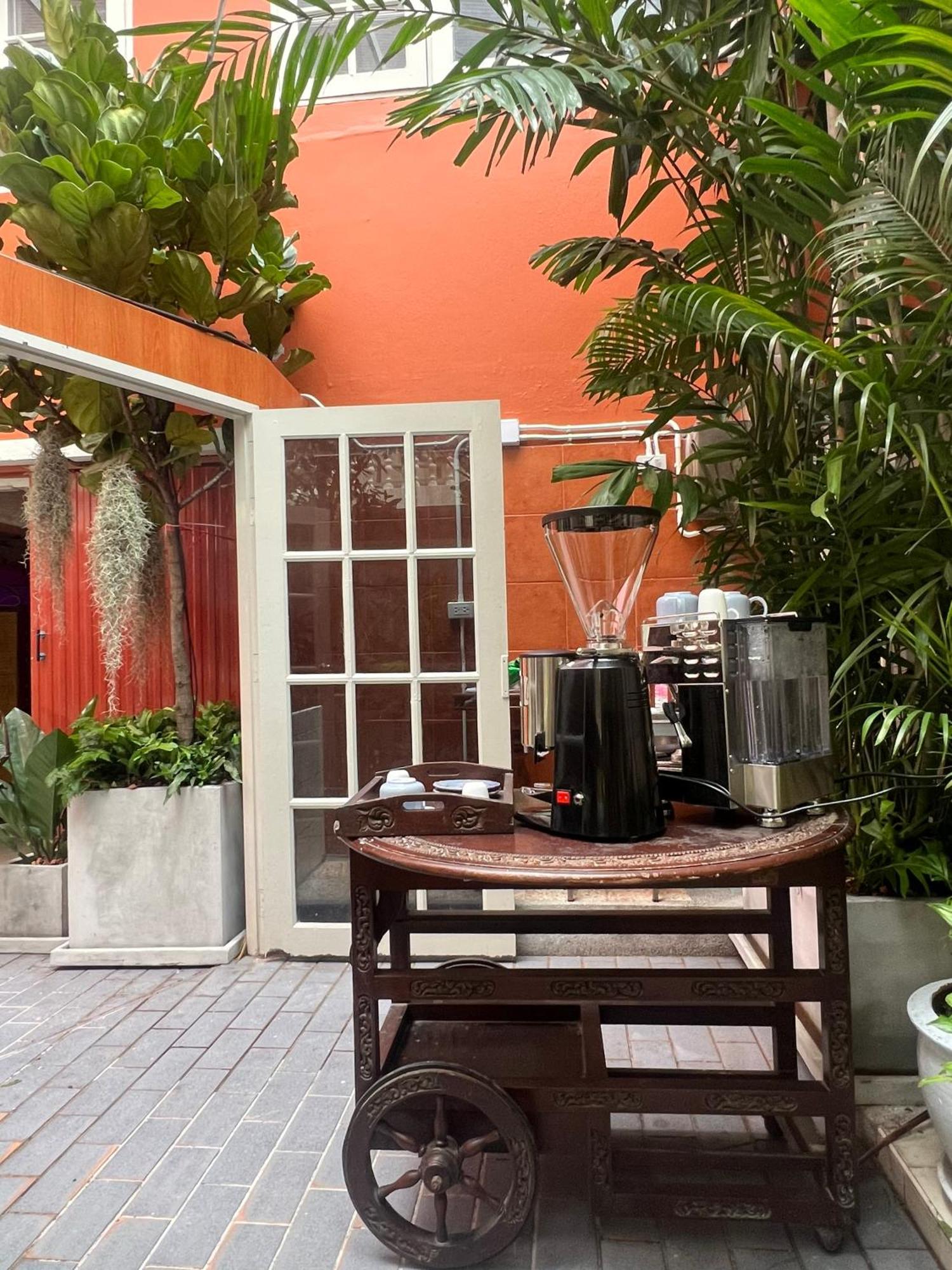 Guest house Vonden Garden By Merry V Bangkok