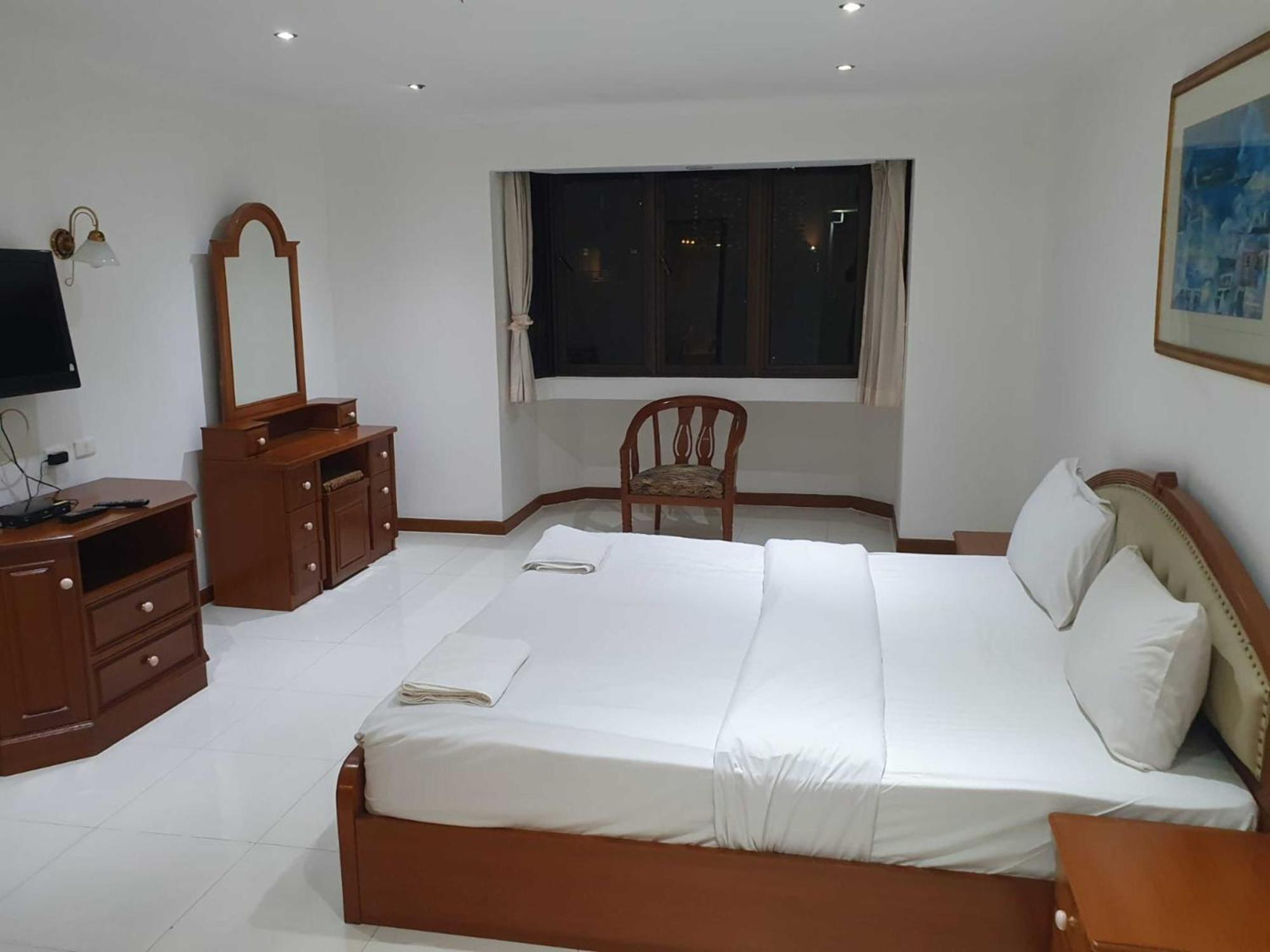 Apartment Omni Tower Sukhumvit Soi 4 Direct Bangkok