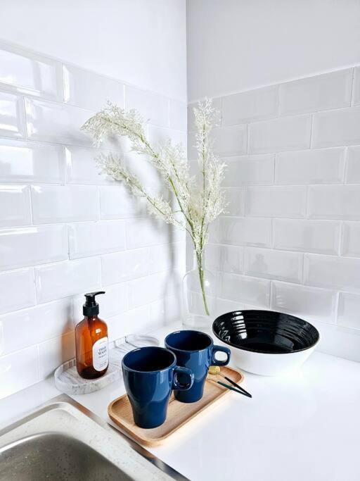 Apartment Midtown Duplex Ratchayothin 275