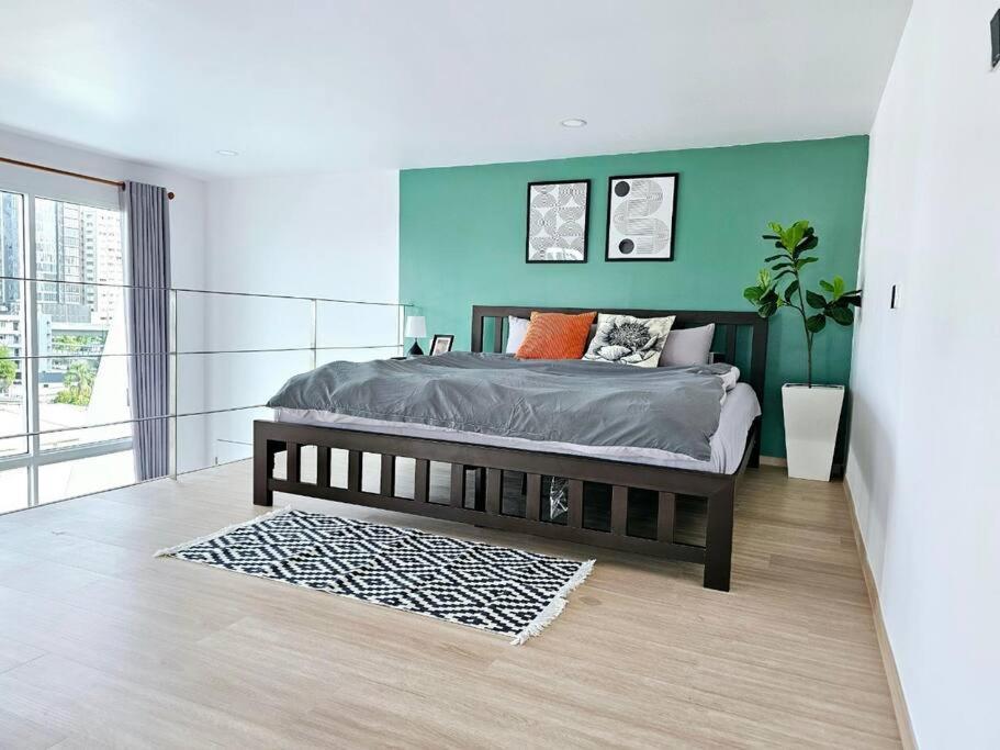 Midtown Duplex Ratchayothin 272 Bangkok