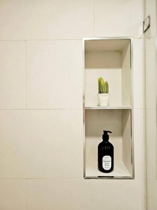 Midtown Duplex Ratchayothin 272 Apartment *