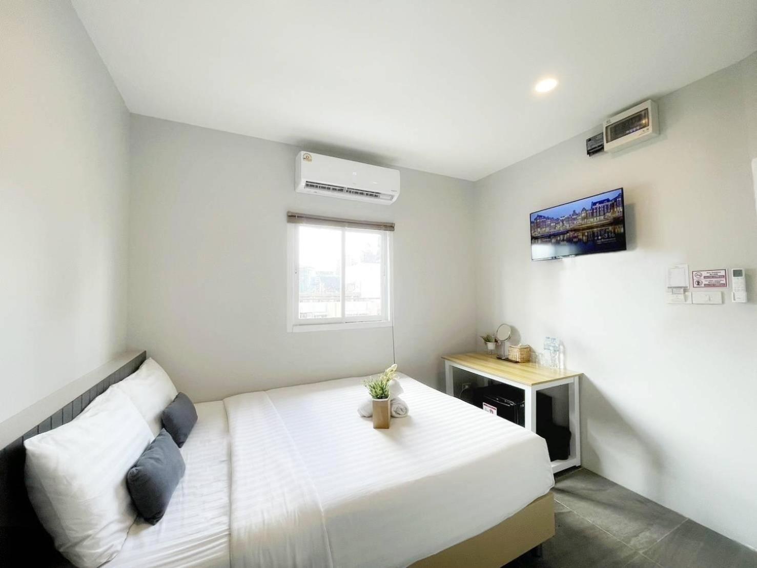 Hotel Deco Lux