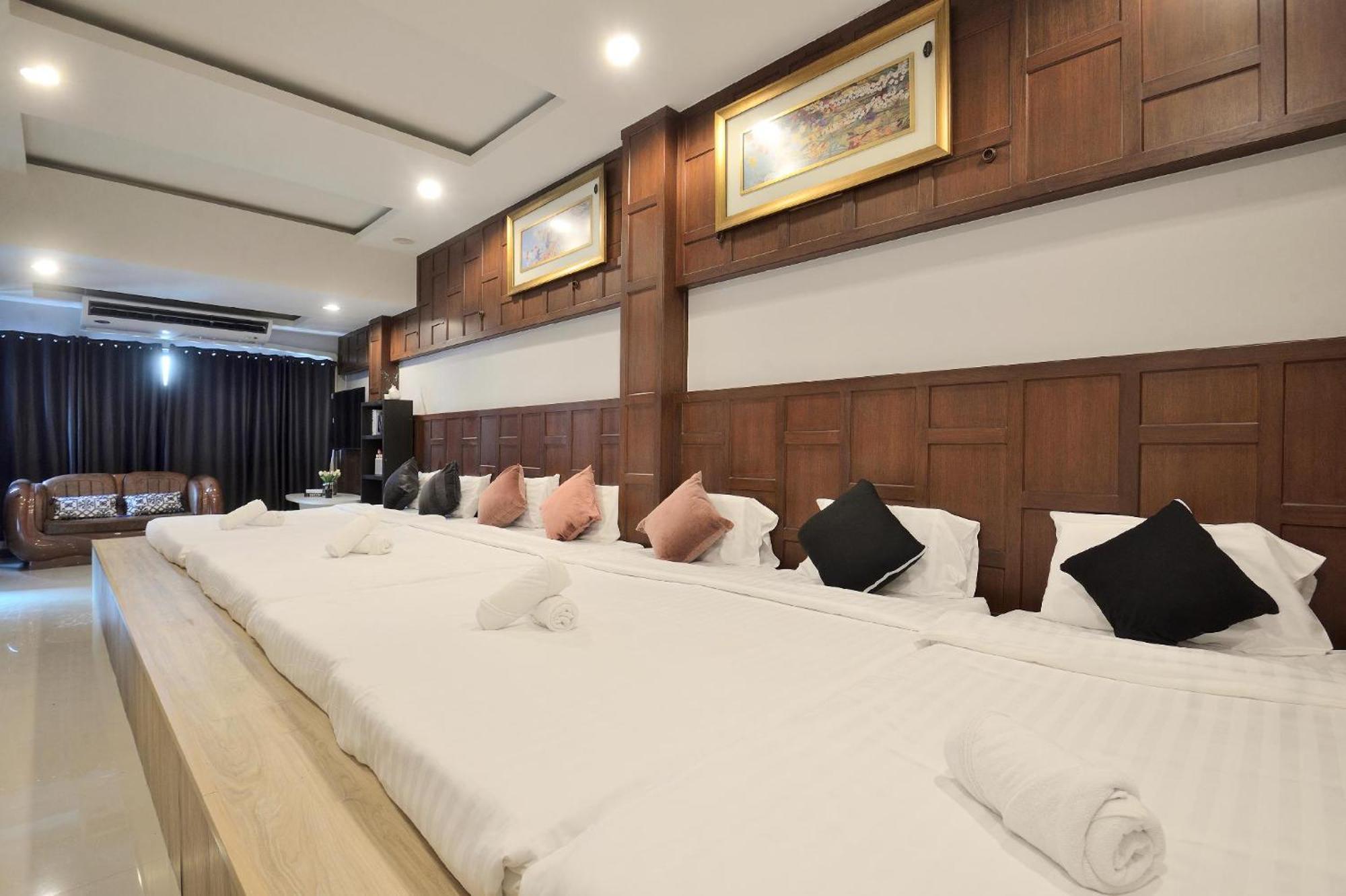 Hotel Deco Lux