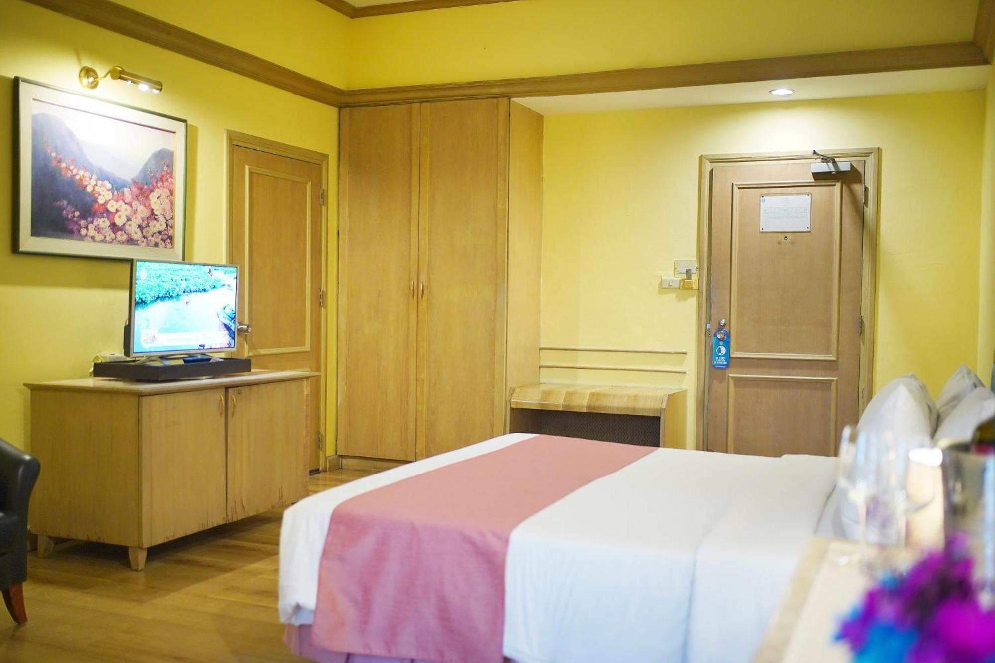 Hotel Riverside