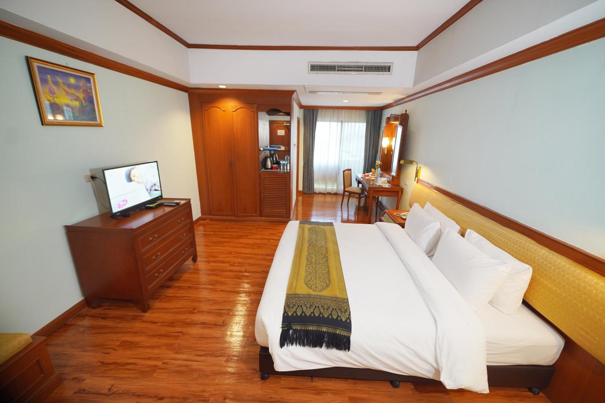 Hotel Riverside 4*