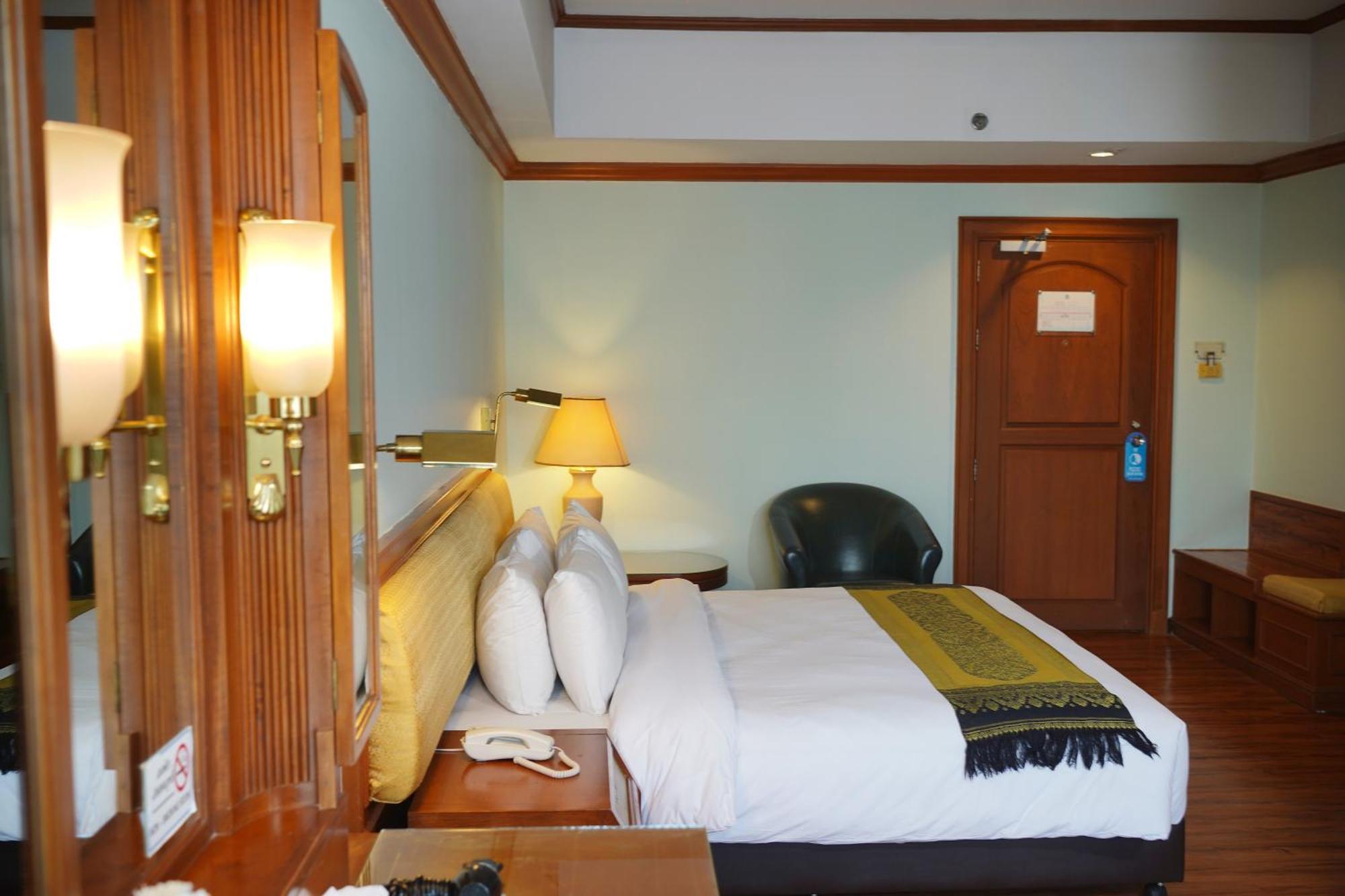 Riverside Hotel Bangkok