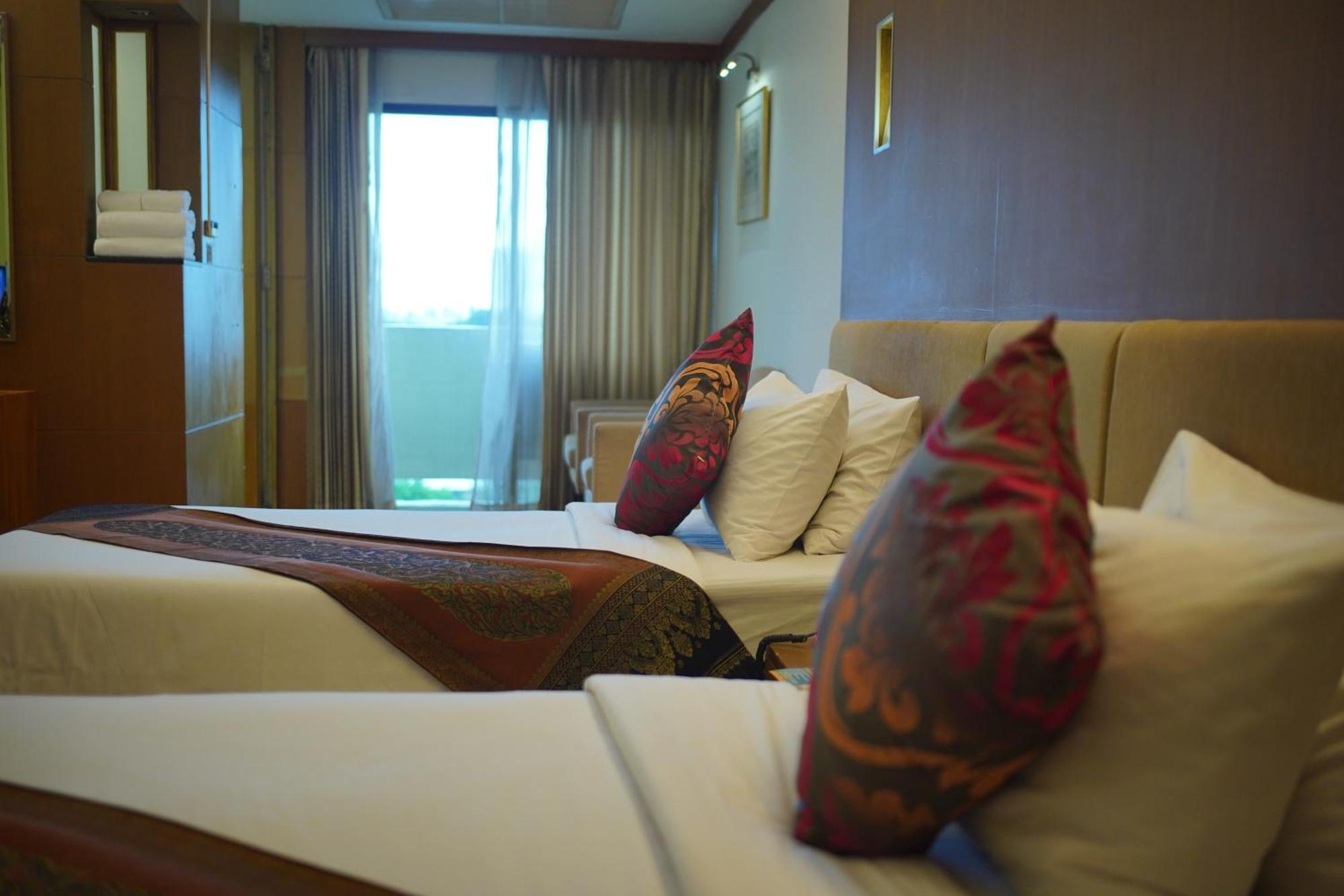 Hotel Riverside 4*