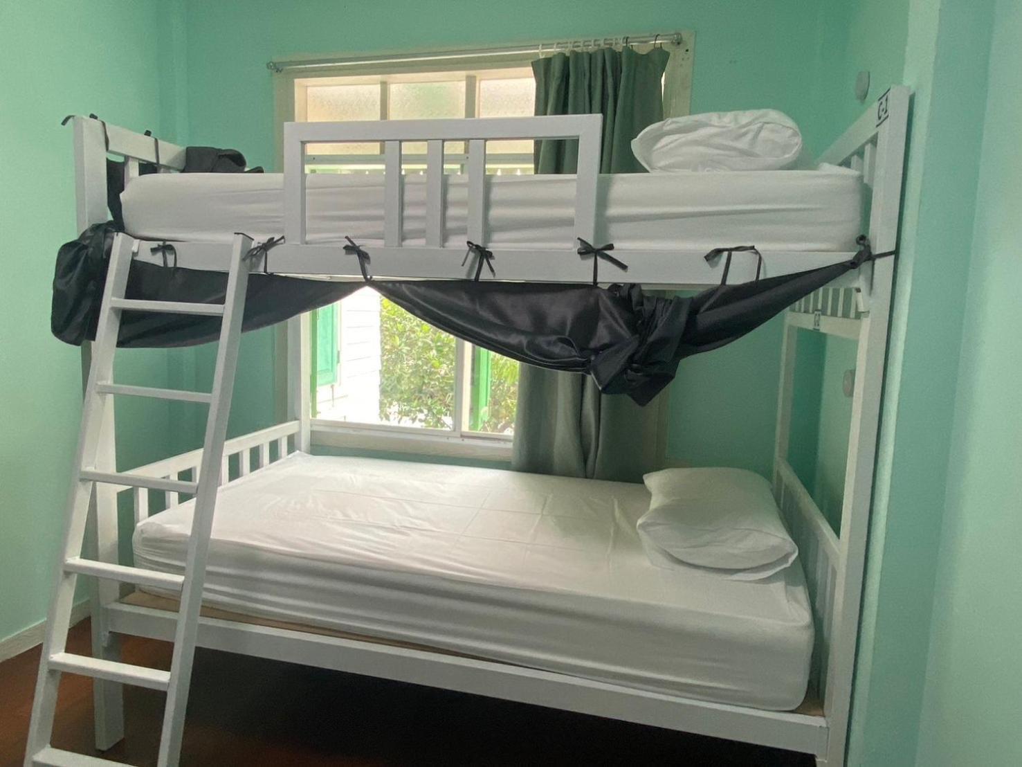 Garden Hostel *