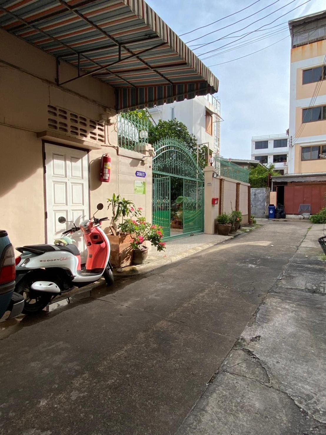 Garden Hostel Bangkok