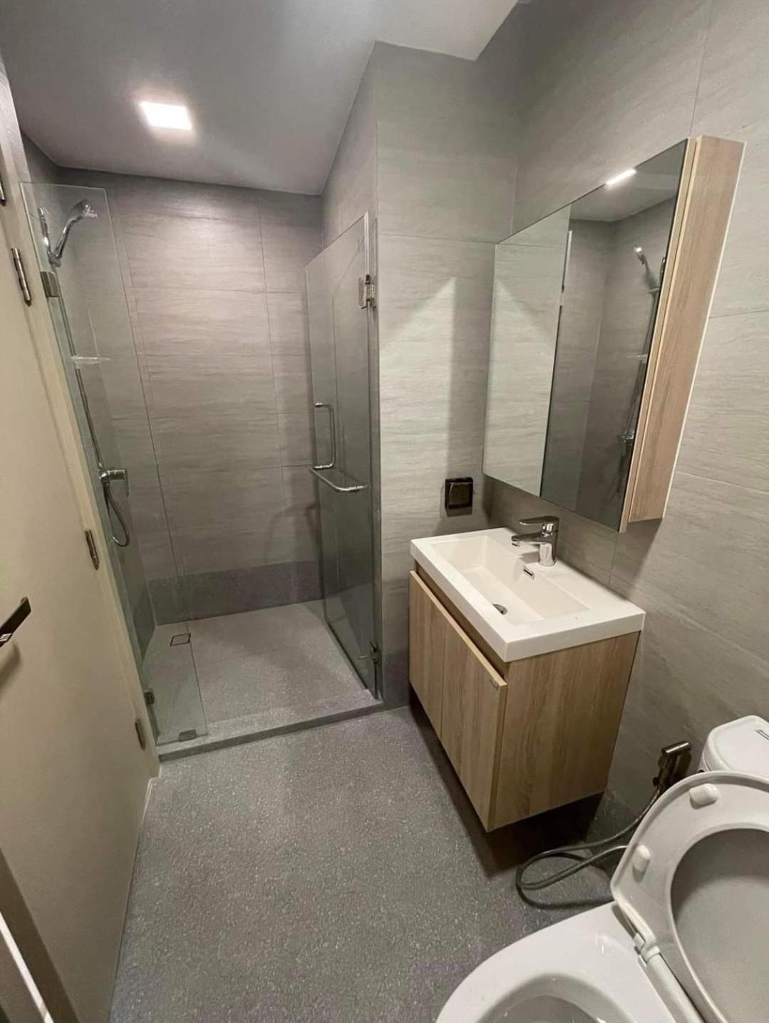 Apartment Modern With Pool And Gym In The Center Just 600m From Subway Station! Bangkok