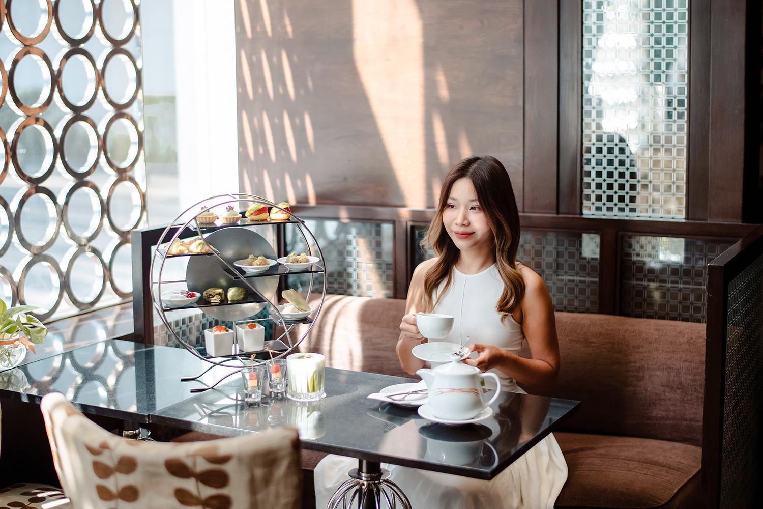Hilton Grande Asoke 5*