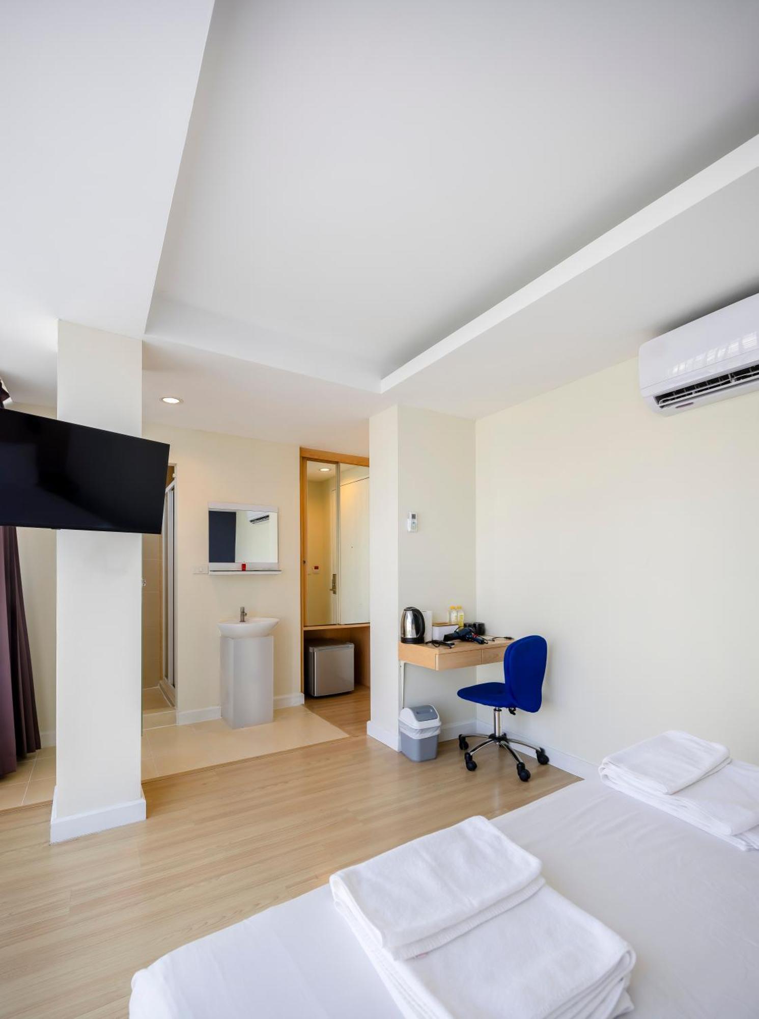 Gp House Express Sukhumvit 81 3* Bangkok