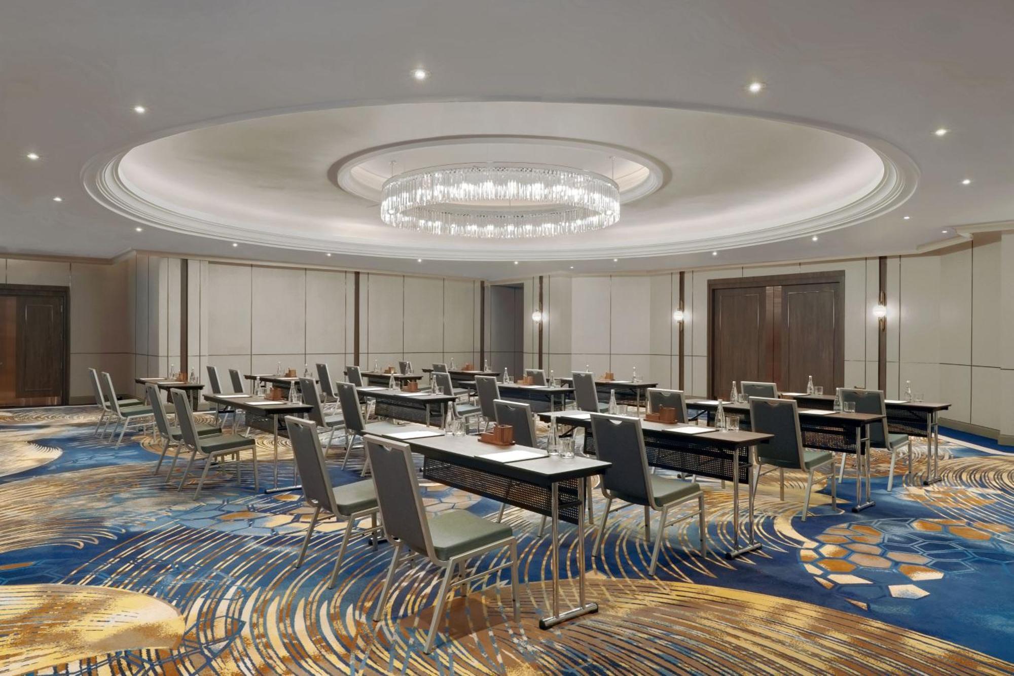 Royal Orchid Sheraton Riverside