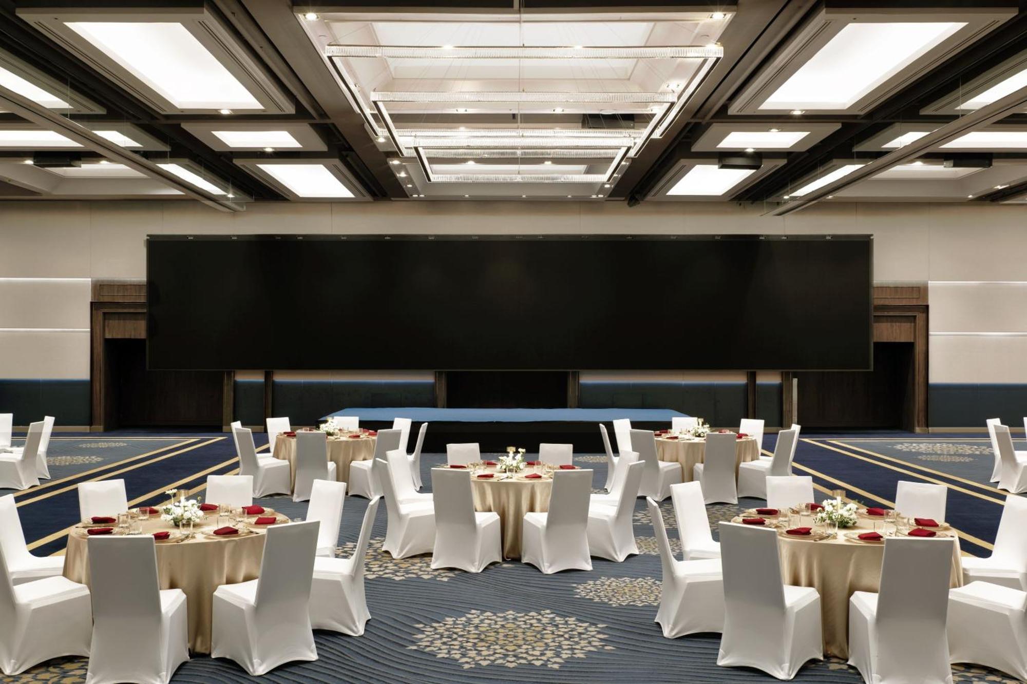 Royal Orchid Sheraton Riverside