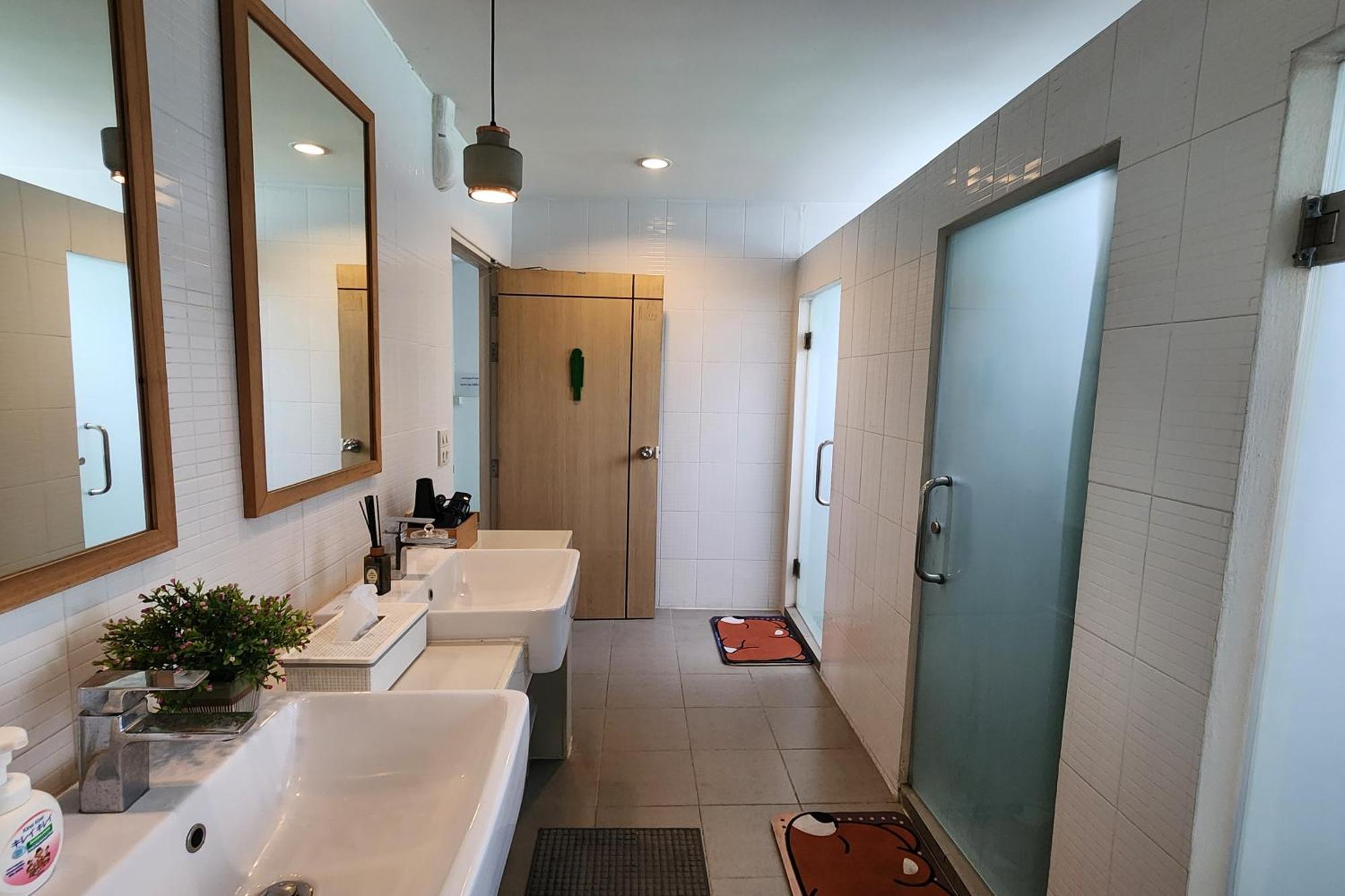 10 M² Dengan 0 Bilik Mandi Peribadi Di Chatuchak Bangkok