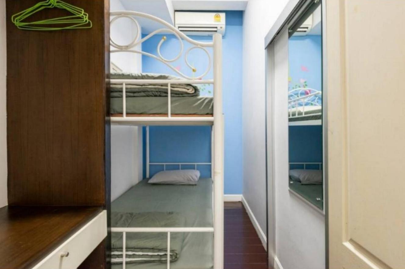 Hostel 1137 *