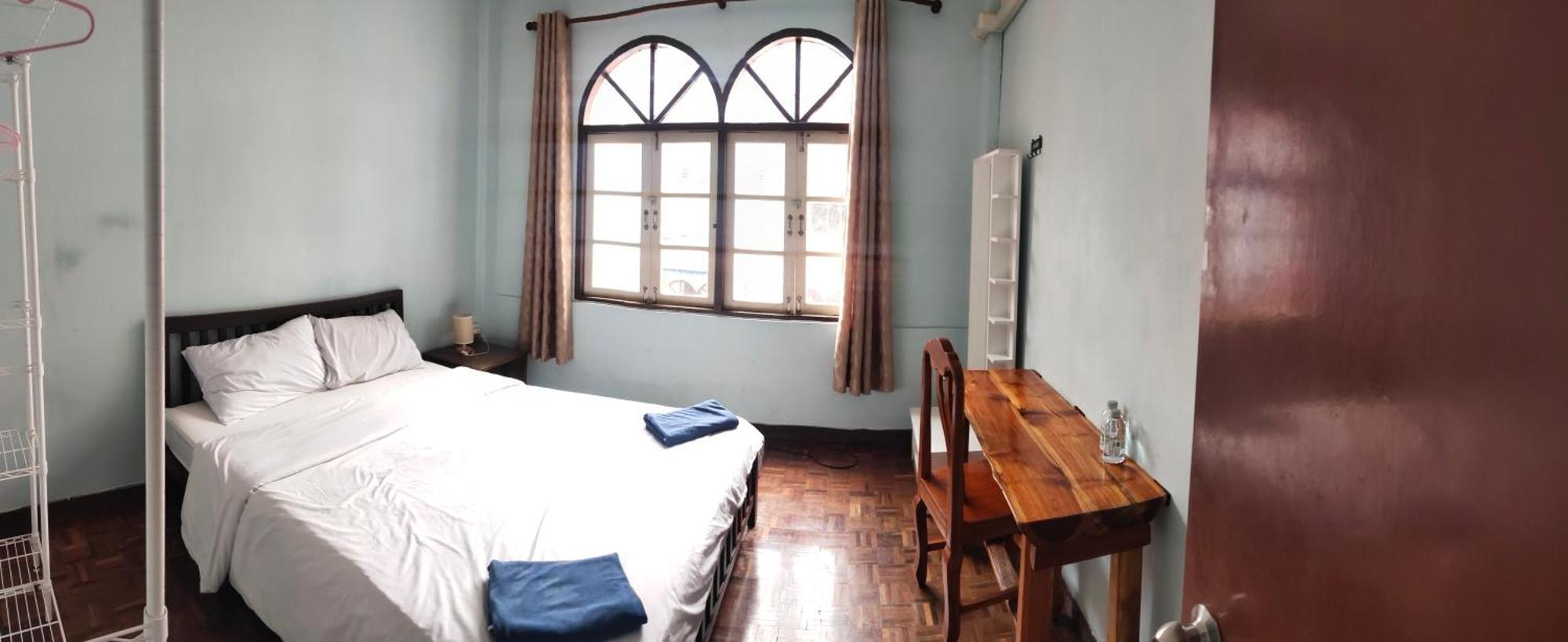 Stay Hostel *