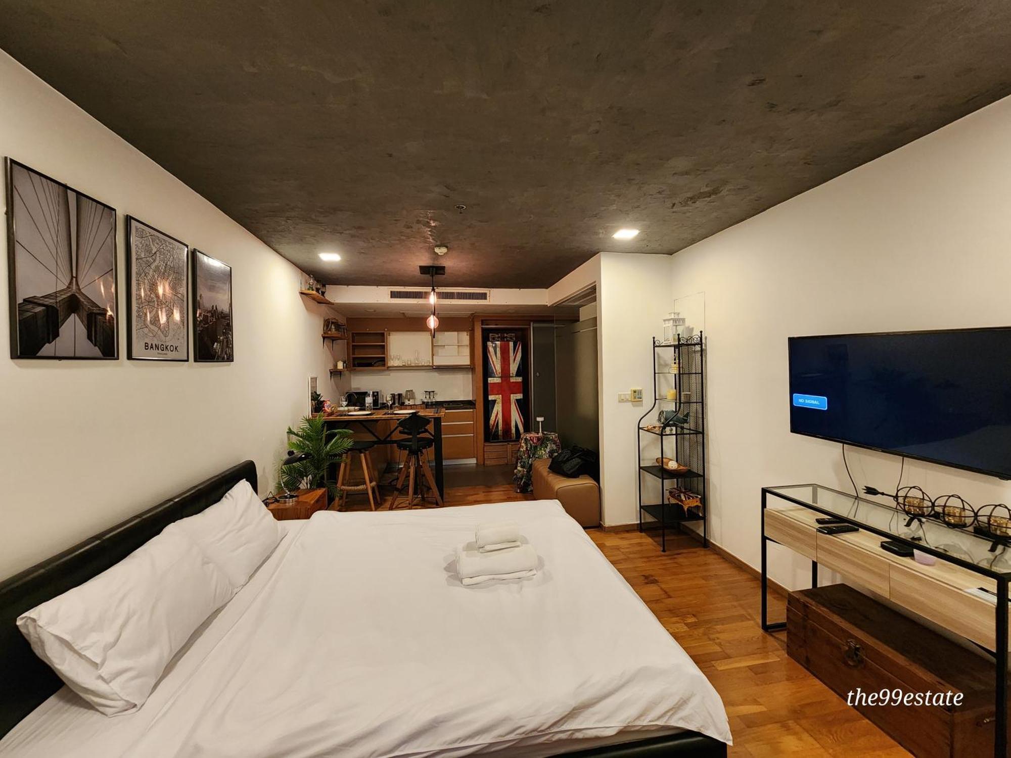 Sathorn Sky View Rooftop Bar Apartment Bangkok