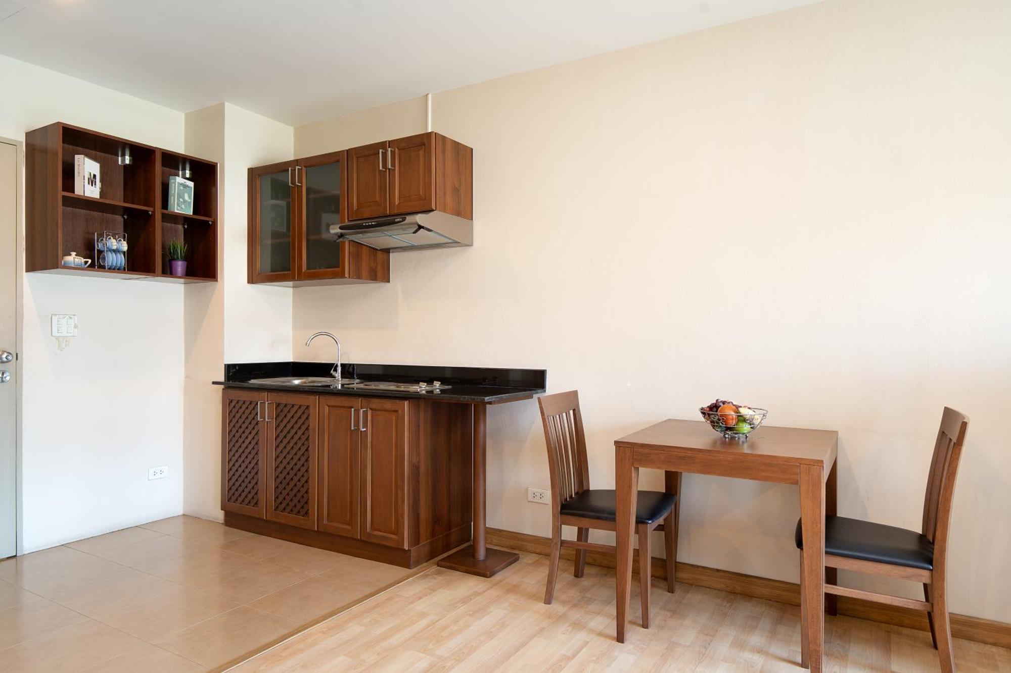 Apartment 181 Ekkamai