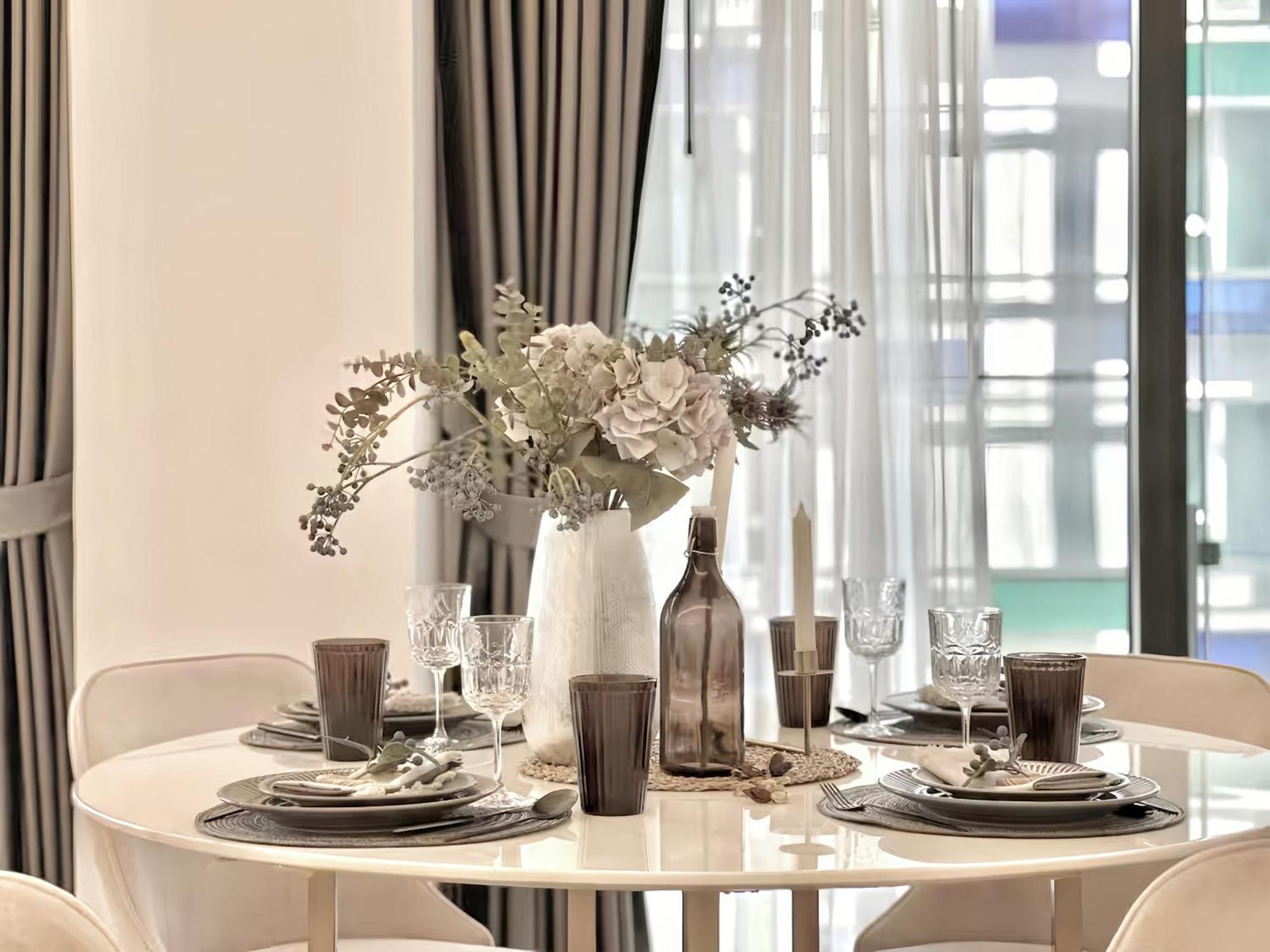 Apartment Circle Sukhumvit 11