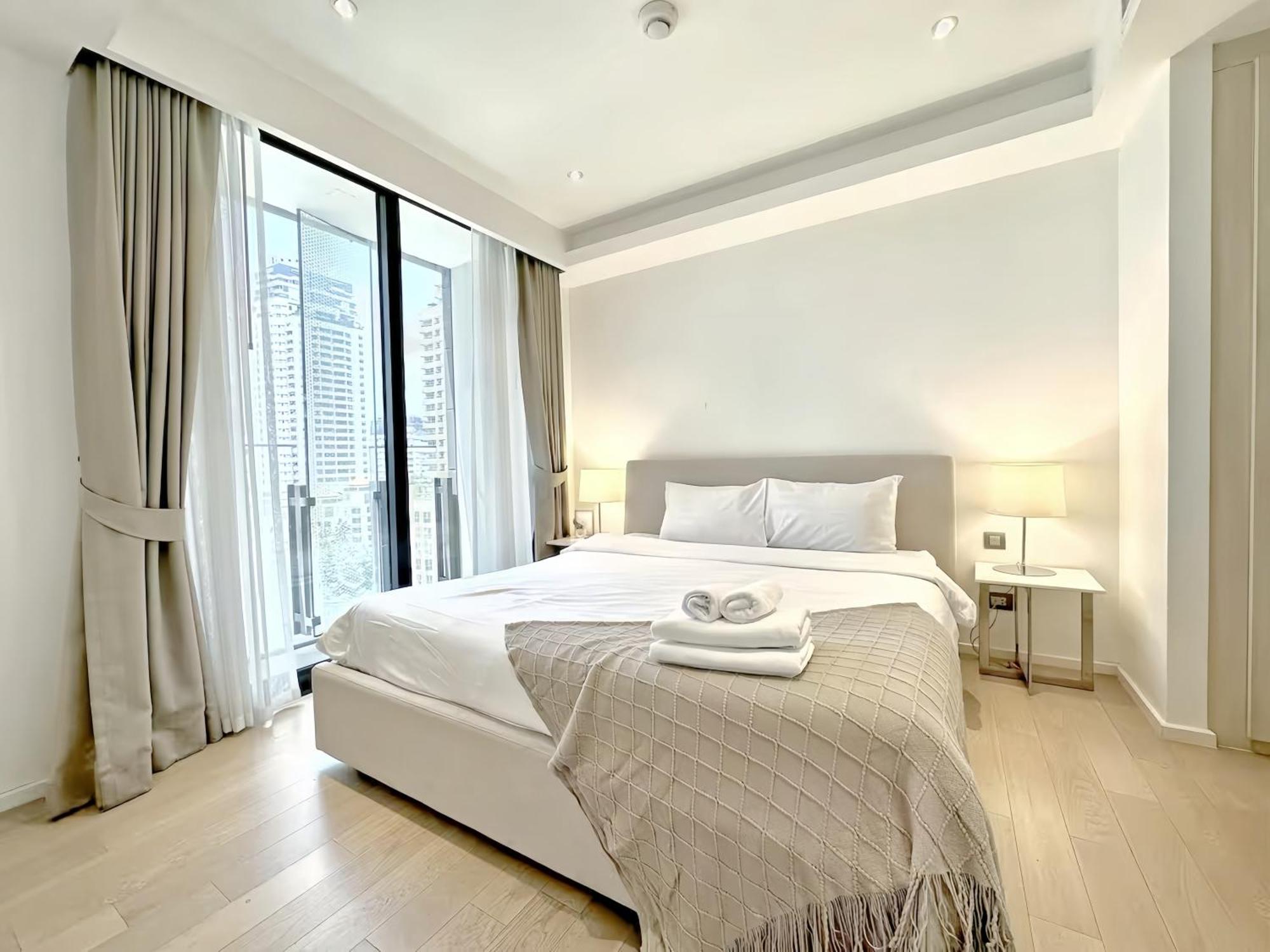 Apartment Circle Sukhumvit 11 *