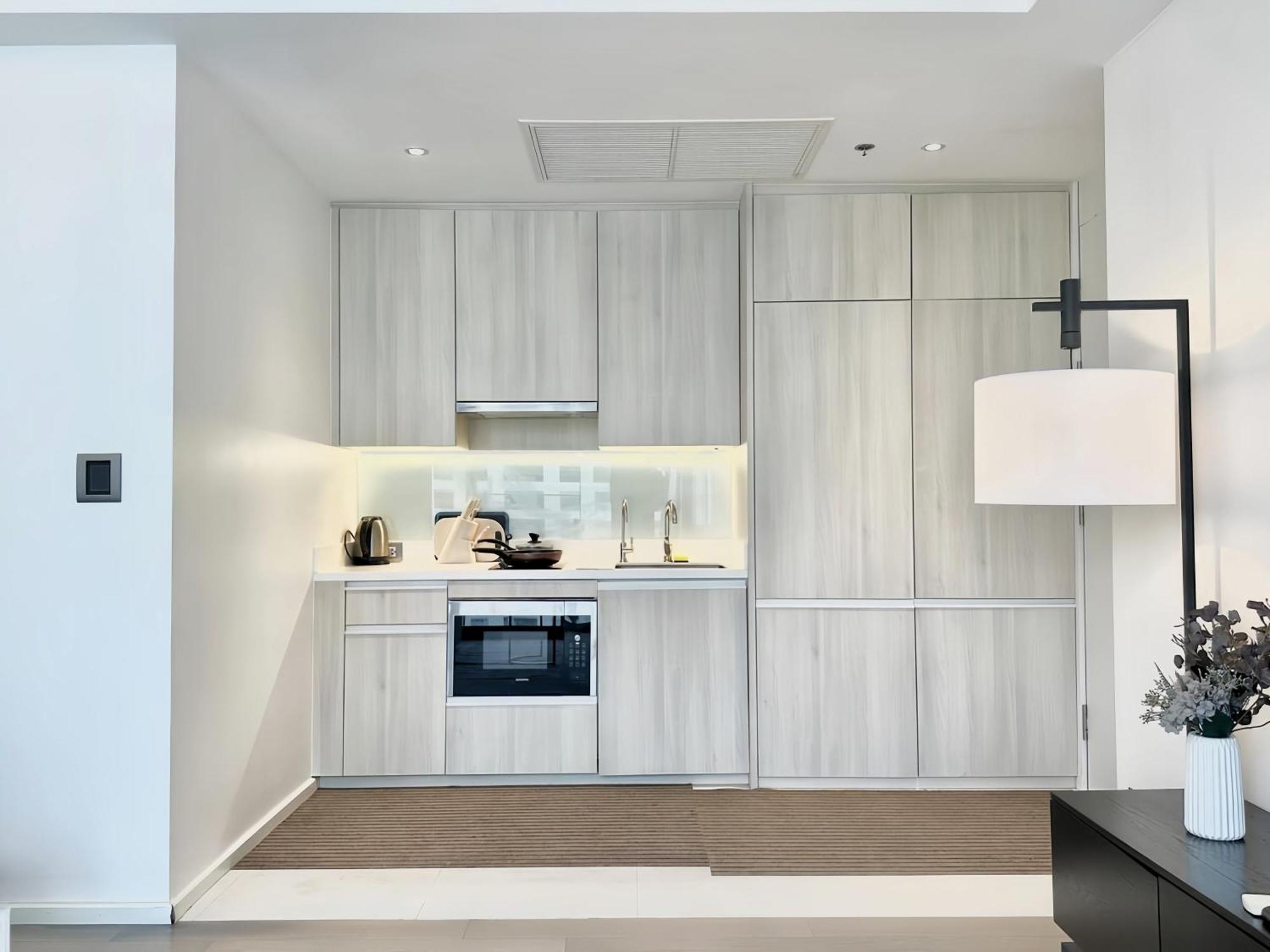 Apartment Circle Sukhumvit 11 *