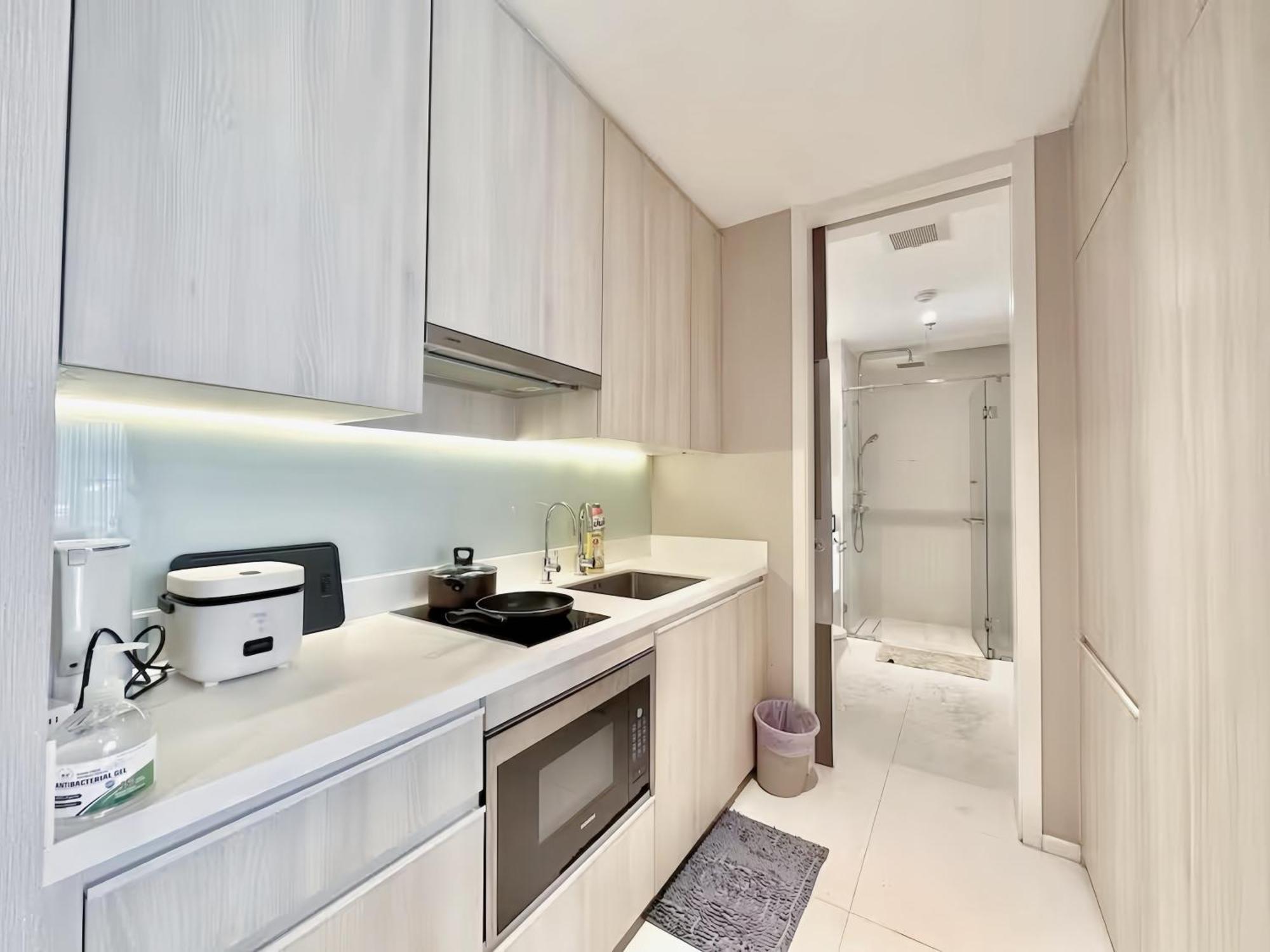 Circle Sukhumvit 11 *