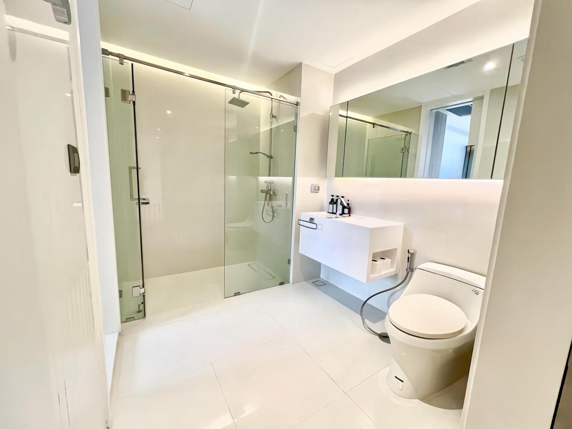 Apartment Circle Sukhumvit 11 *
