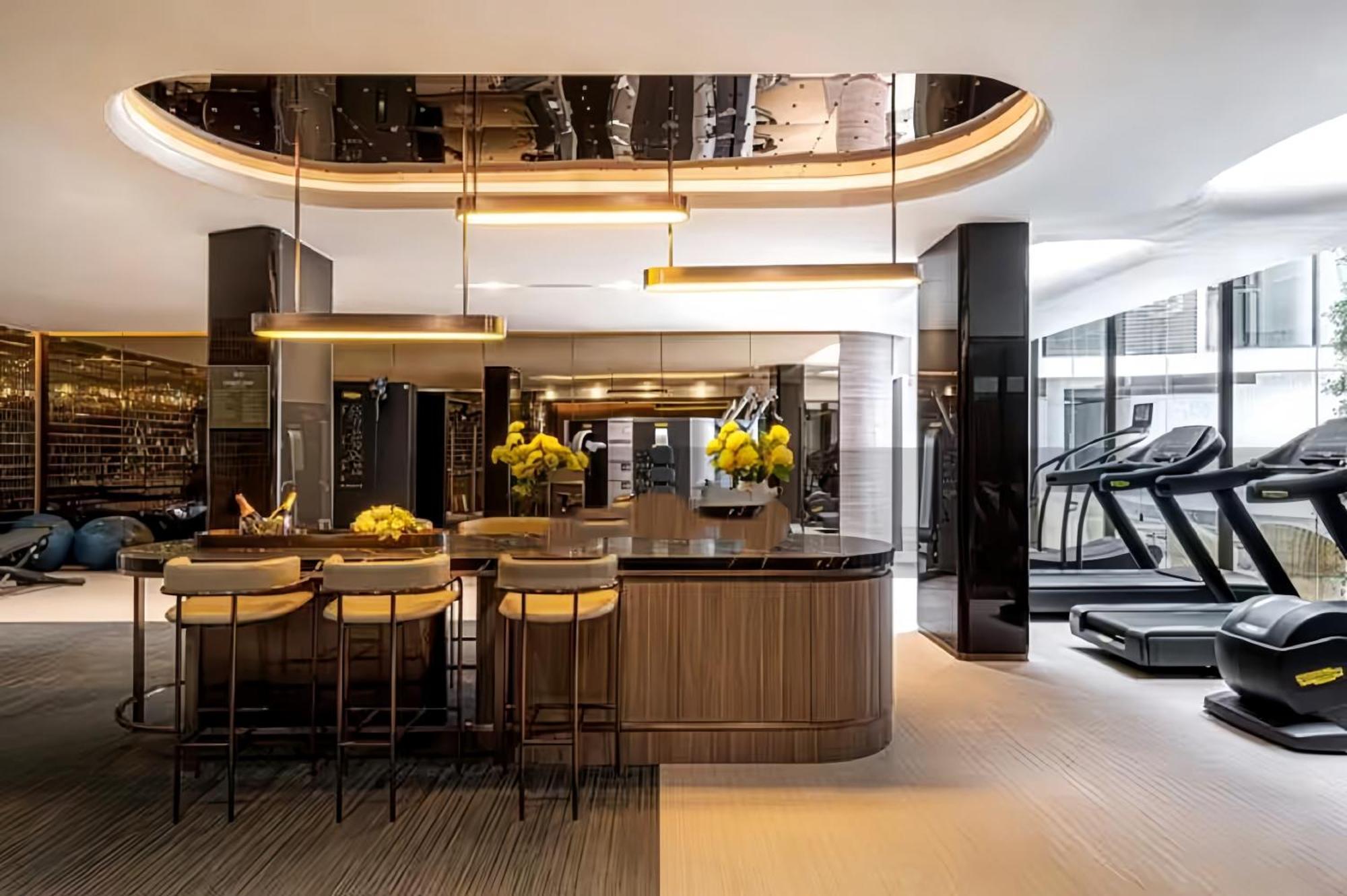 Fynn Asoke Apartment *