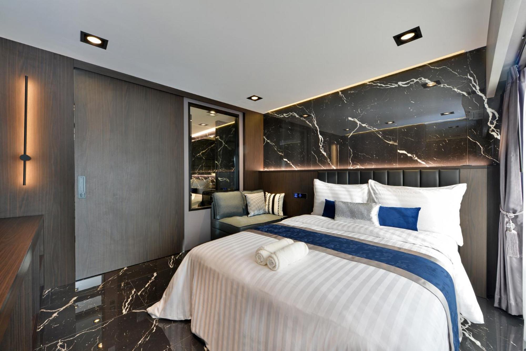 Victora * Bangkok