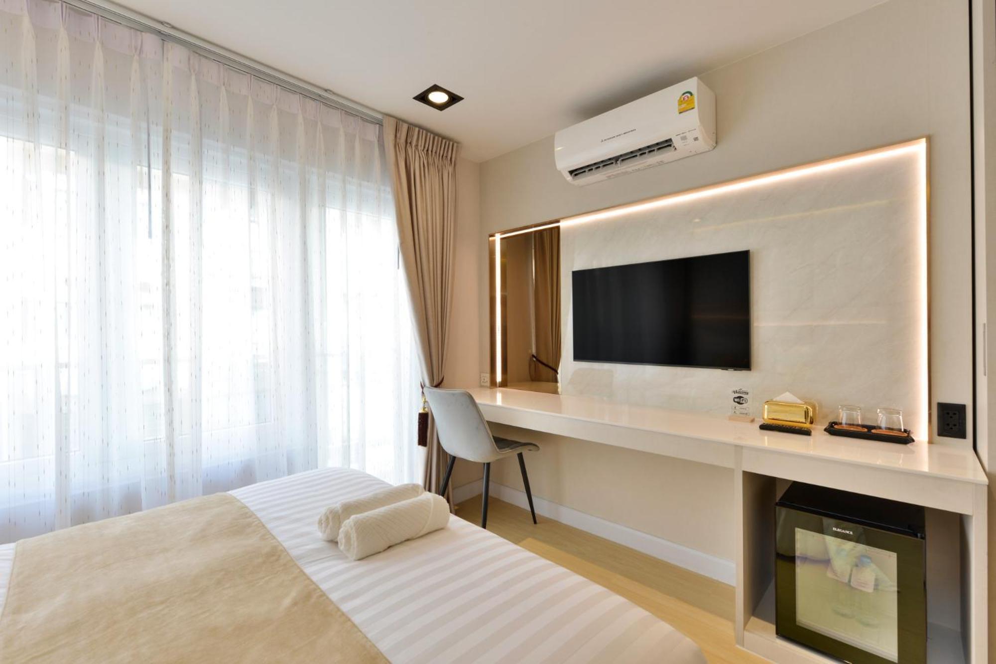 Victora Hostel *